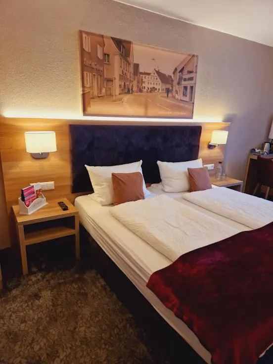 Photo of the whole room, Bed in Gasthof Bräuhaus Lepple