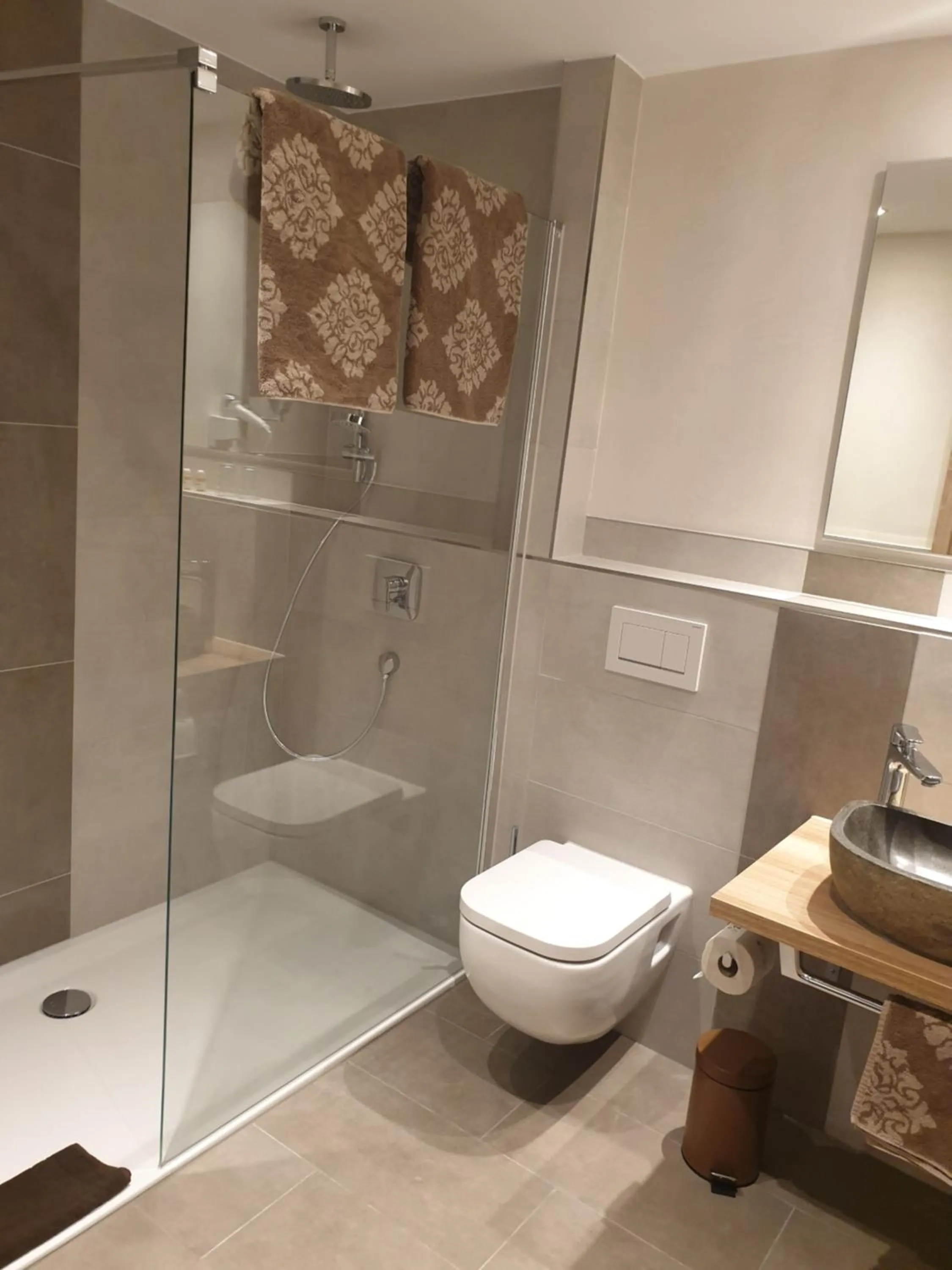 Shower in Gasthof Bräuhaus Lepple