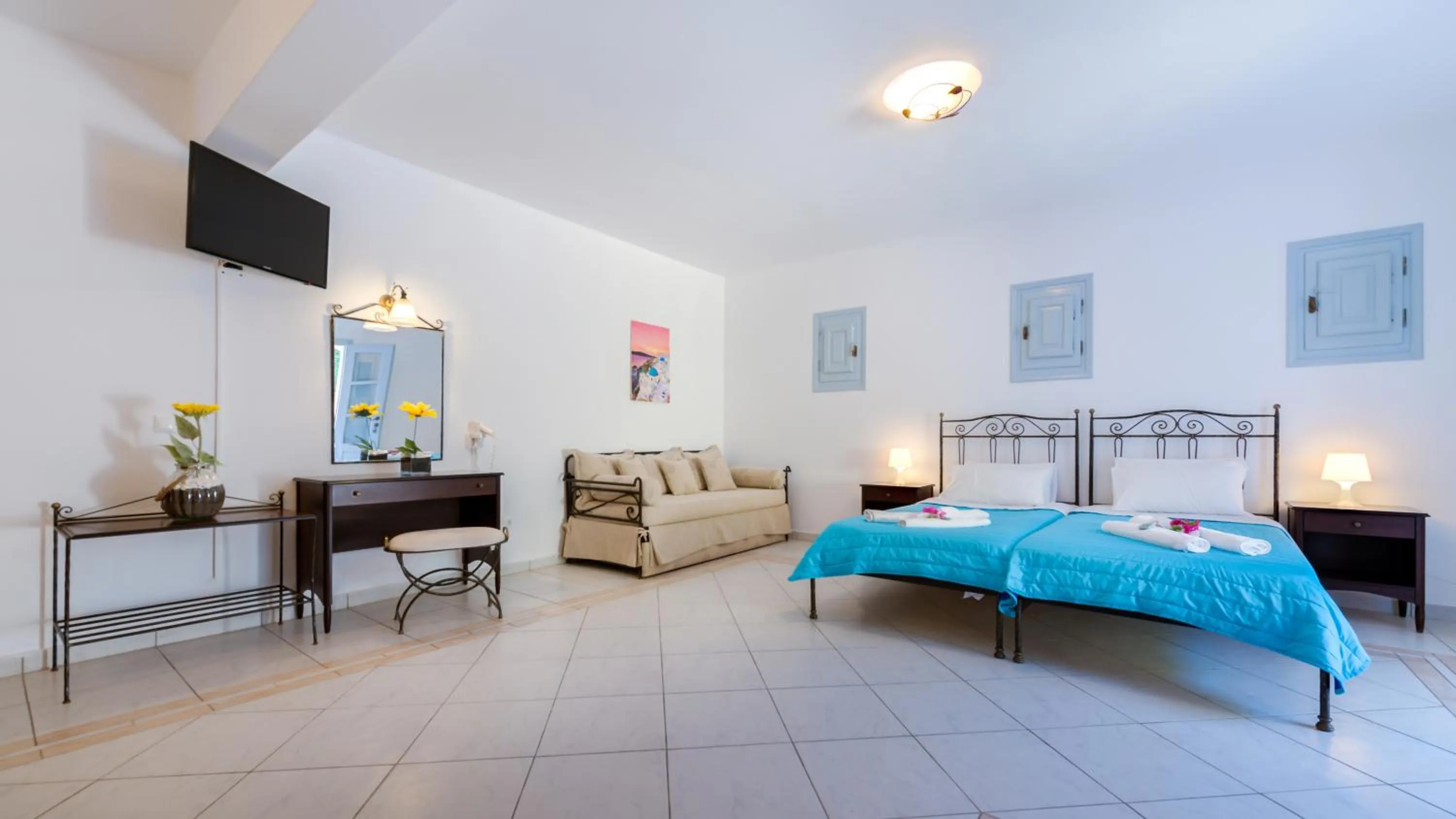 Bedroom, Bed in Joy Beach Ηotel