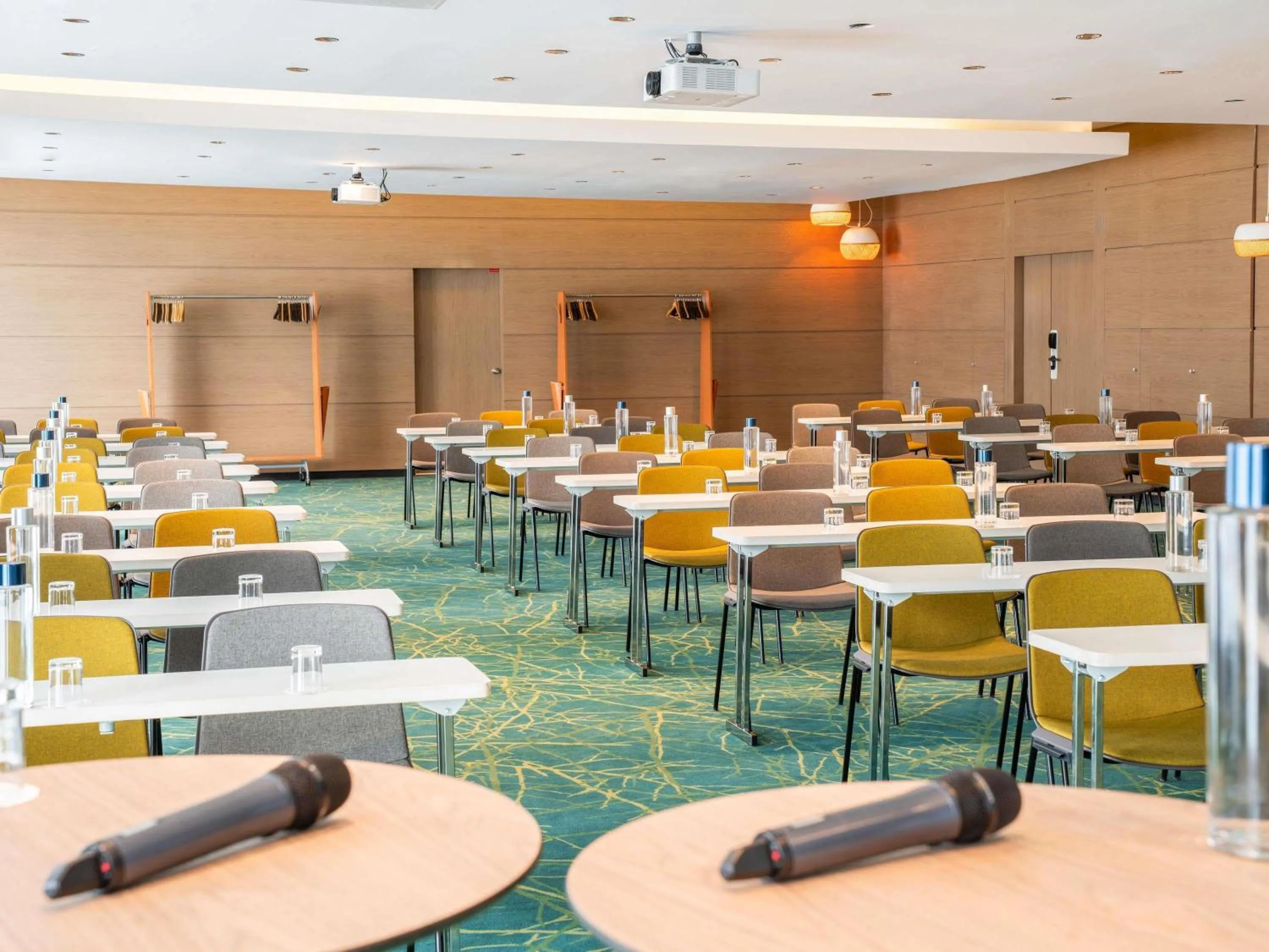 Meeting/conference room in Novotel Paris 17