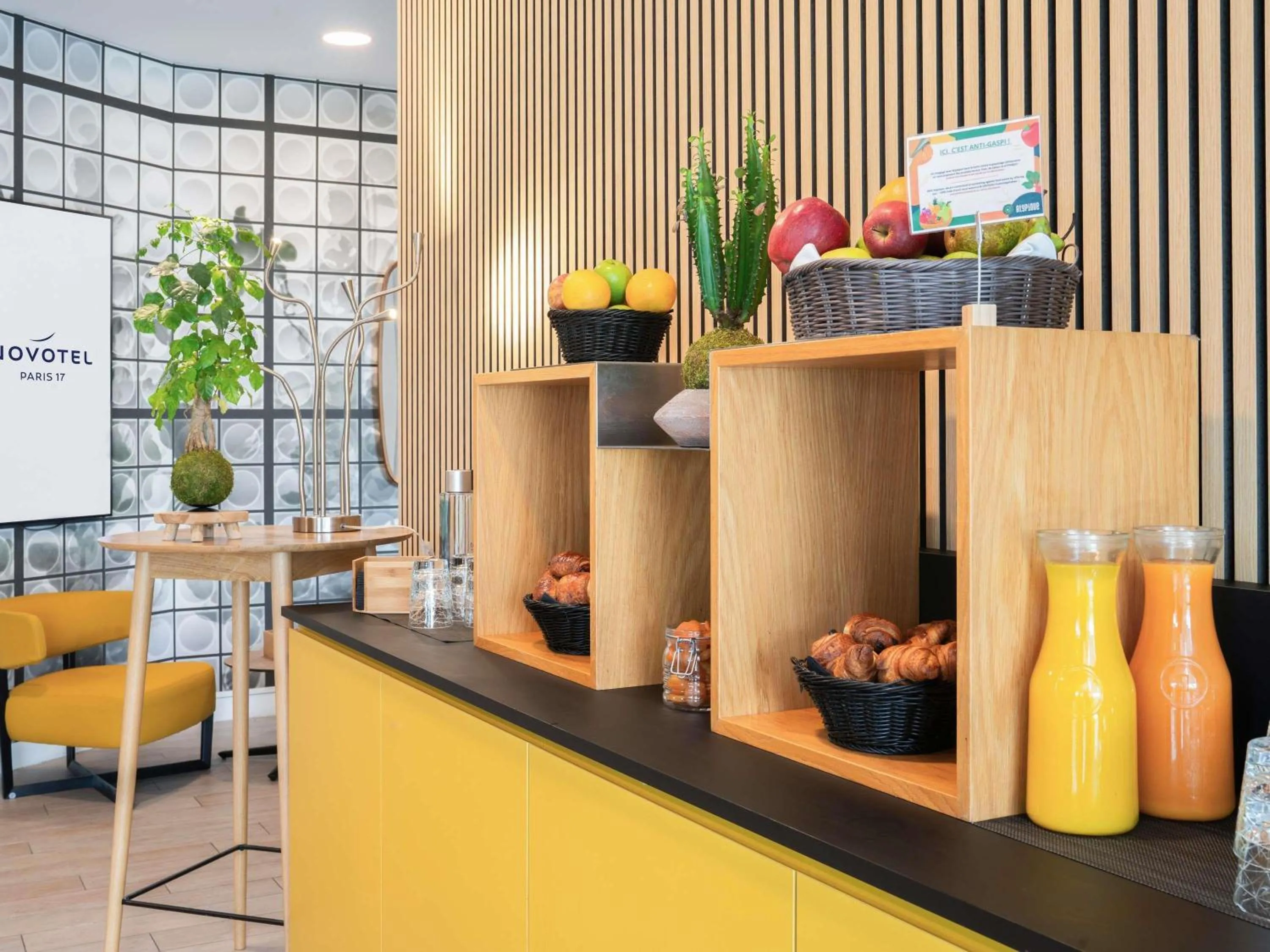 Meeting/conference room in Novotel Paris 17