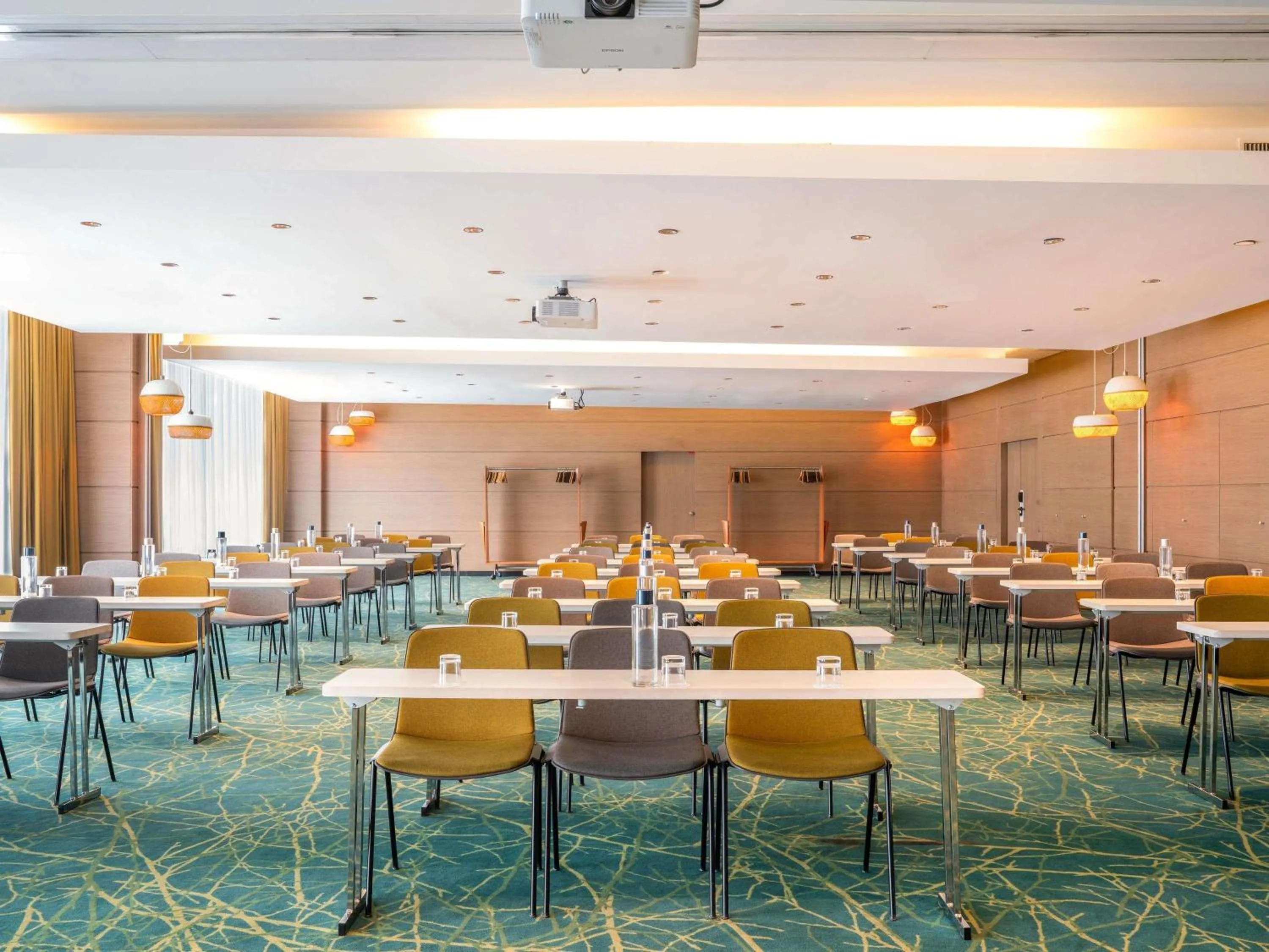 Meeting/conference room in Novotel Paris 17