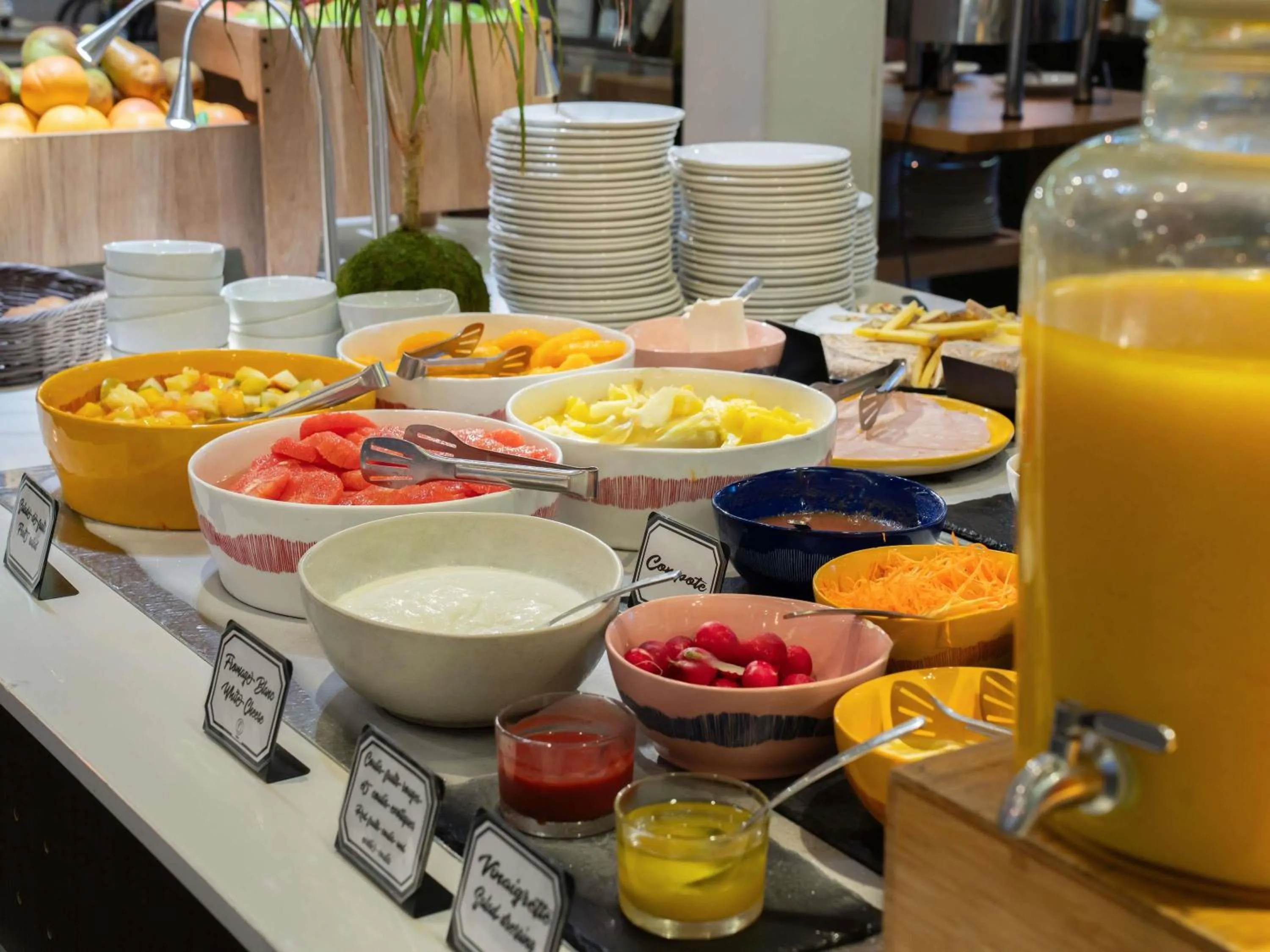 Breakfast in Novotel Paris 17