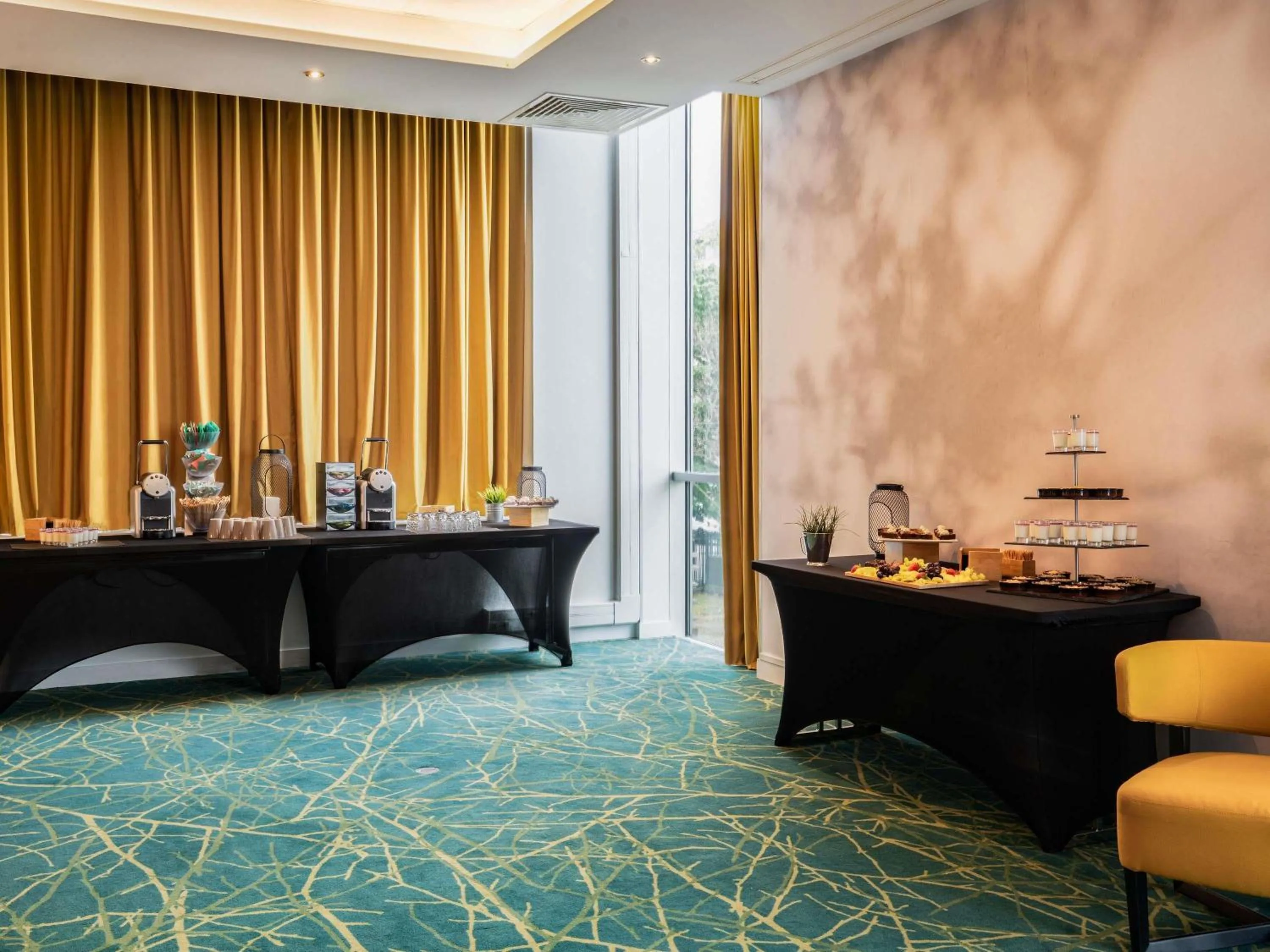 Meeting/conference room in Novotel Paris 17