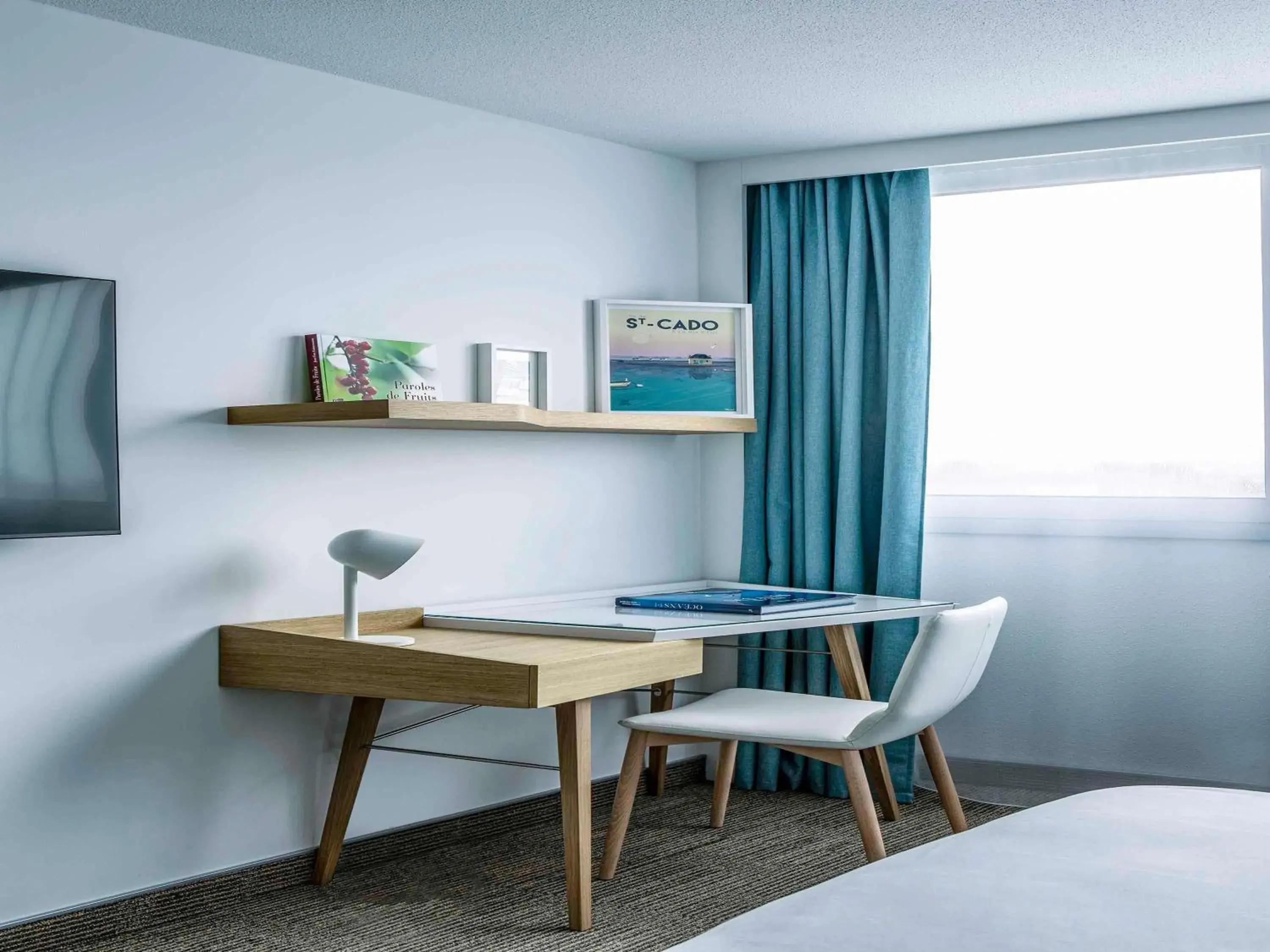 Bedroom in Mercure Vannes Le Port Bedroom in Mercure Vannes Le Port