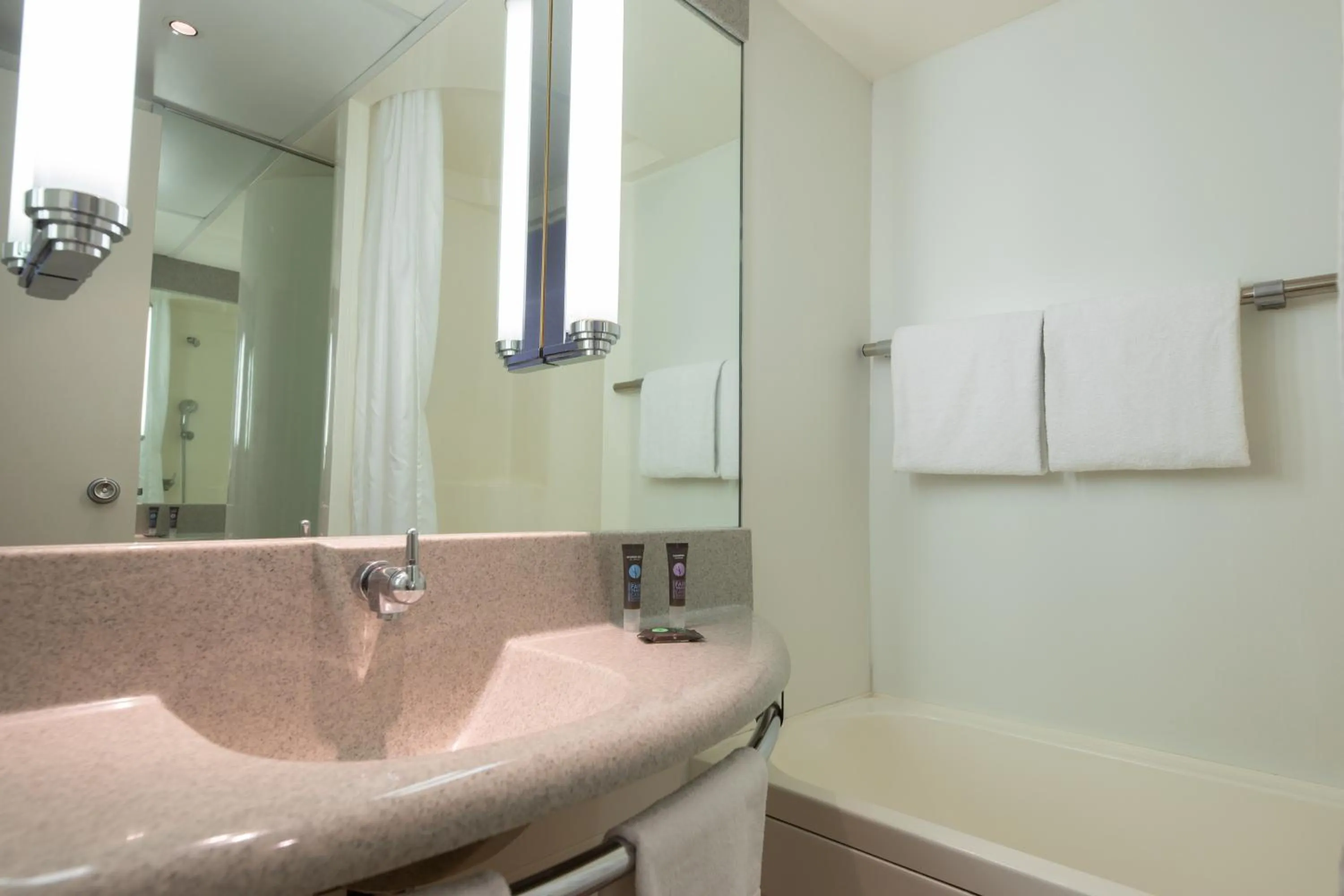 Bathroom in Novotel Genève Aéroport France