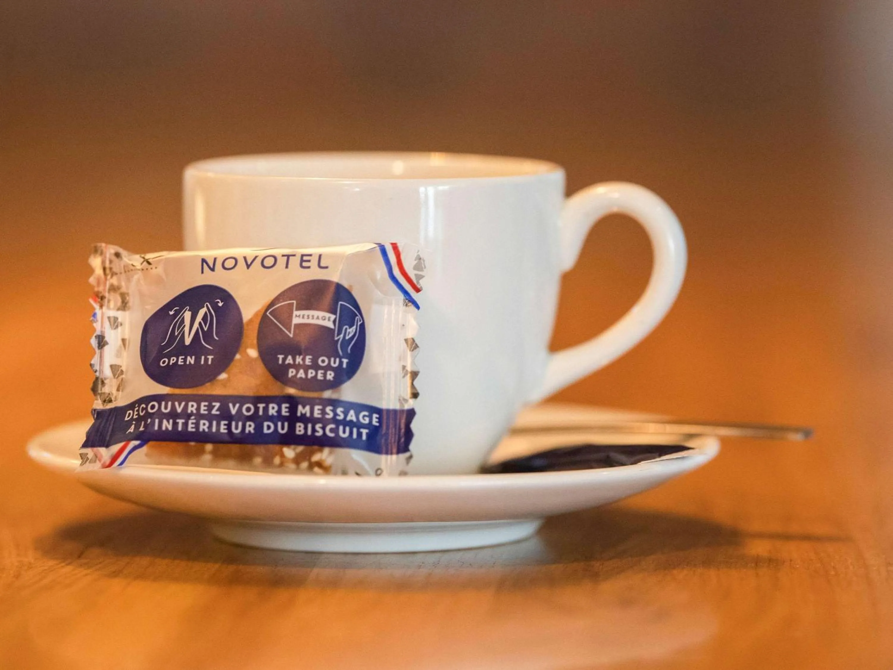 Restaurant/places to eat in Novotel Genève Aéroport France