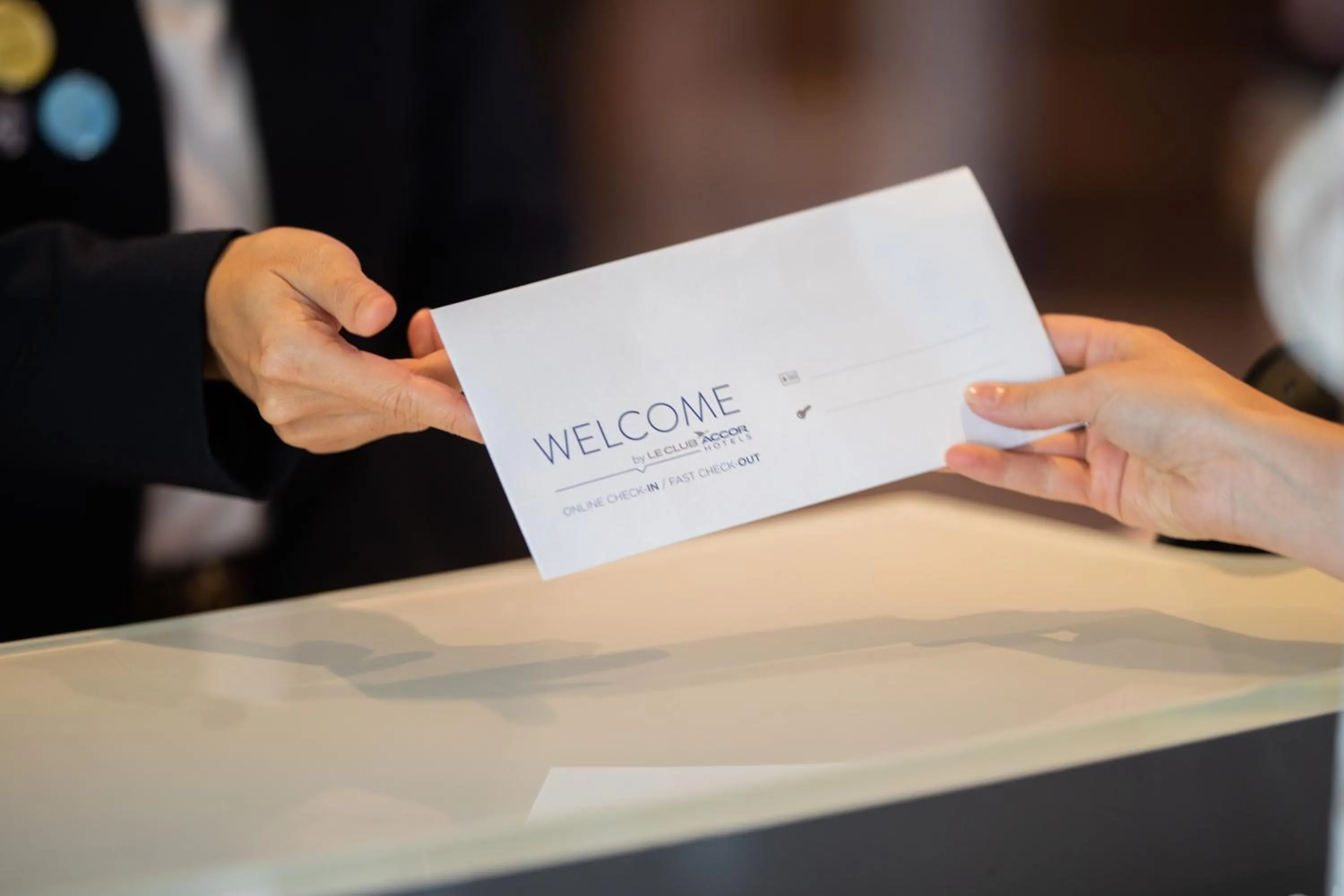 Staff in Novotel Genève Aéroport France