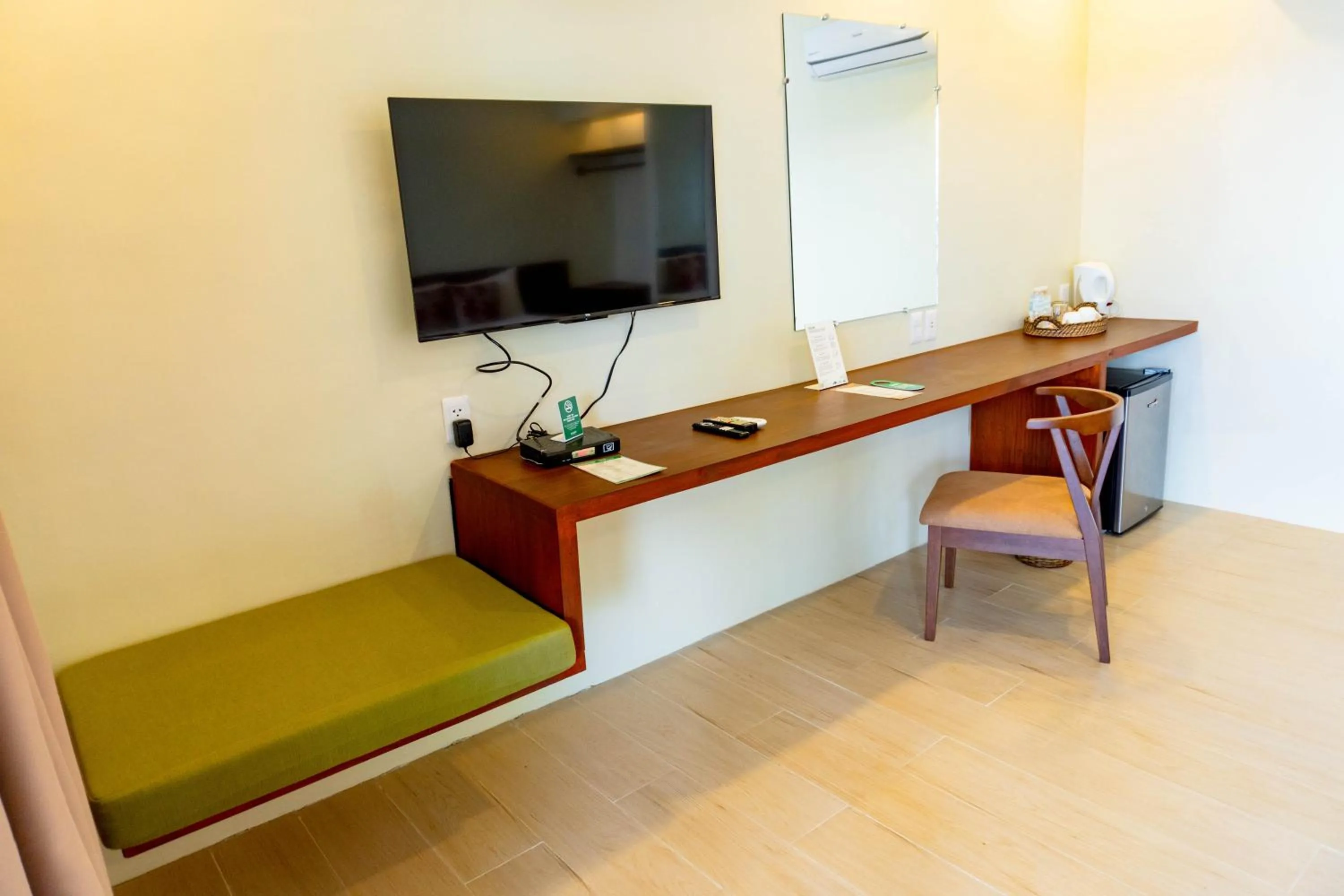 Almont Inland Resort