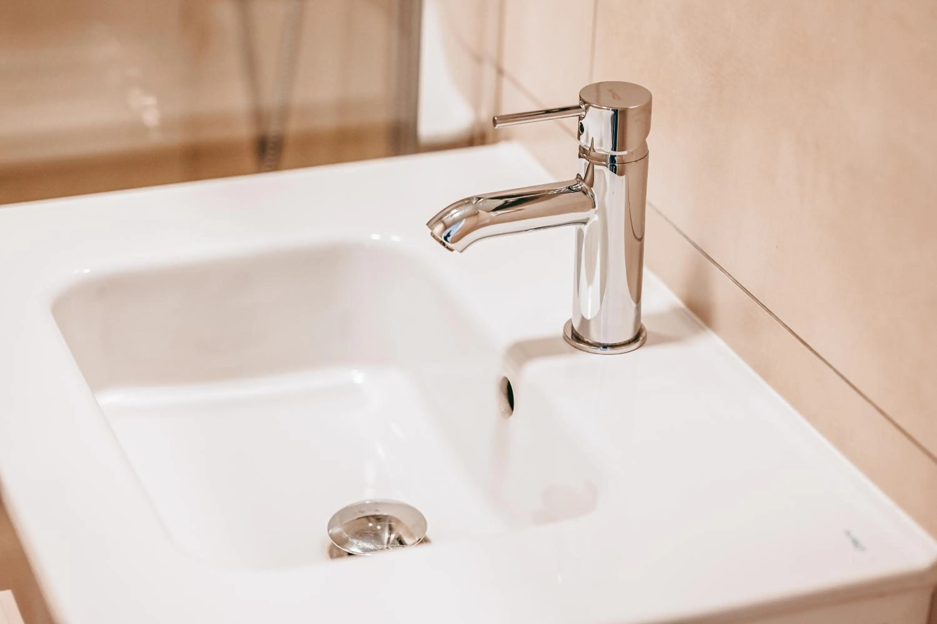 Bathroom in Wake Up Esch City