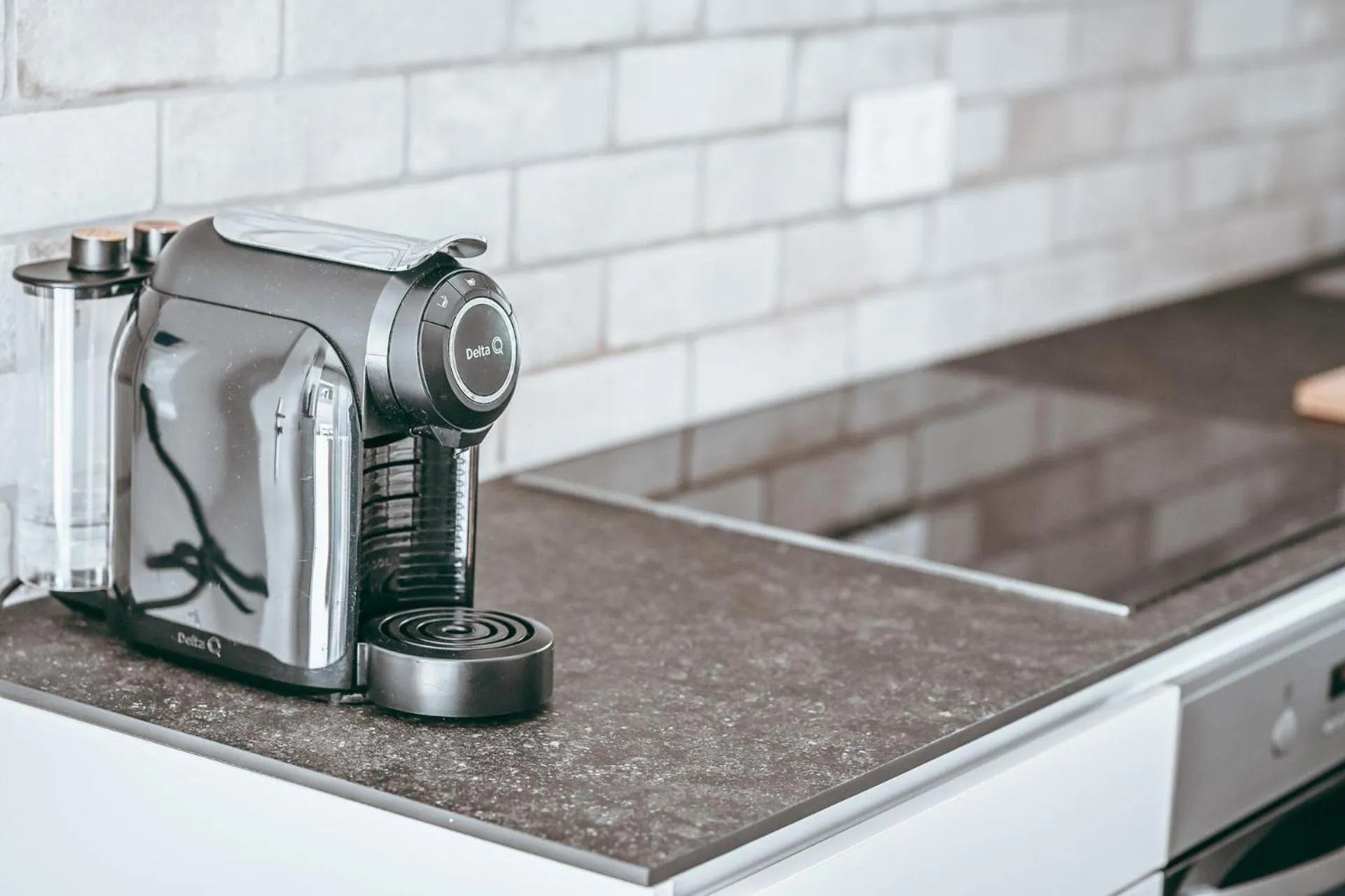 Coffee/tea facilities in Wake Up Esch City