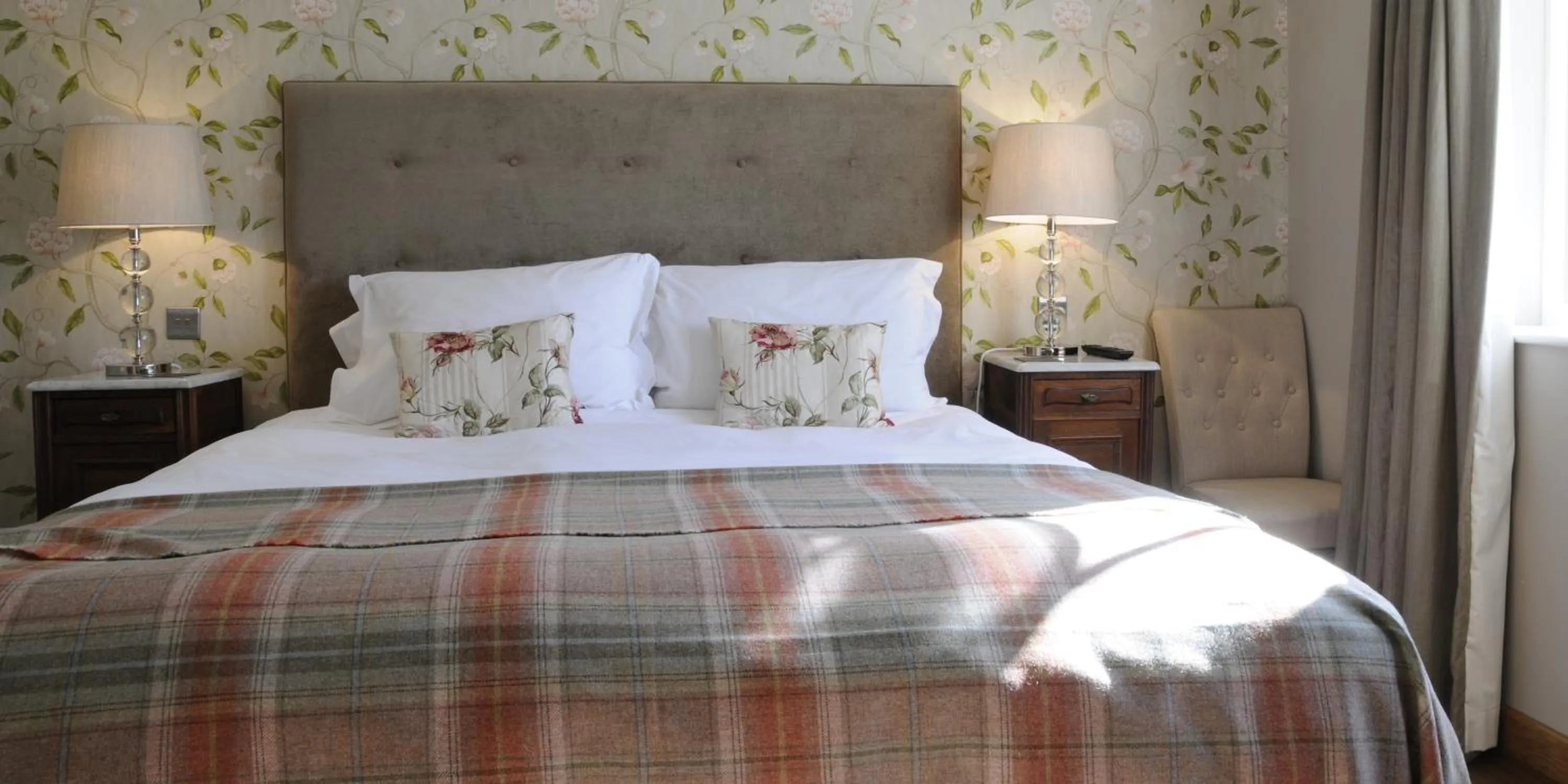 Bedroom, Bed in The Swallows Rest Bed & Breakfast