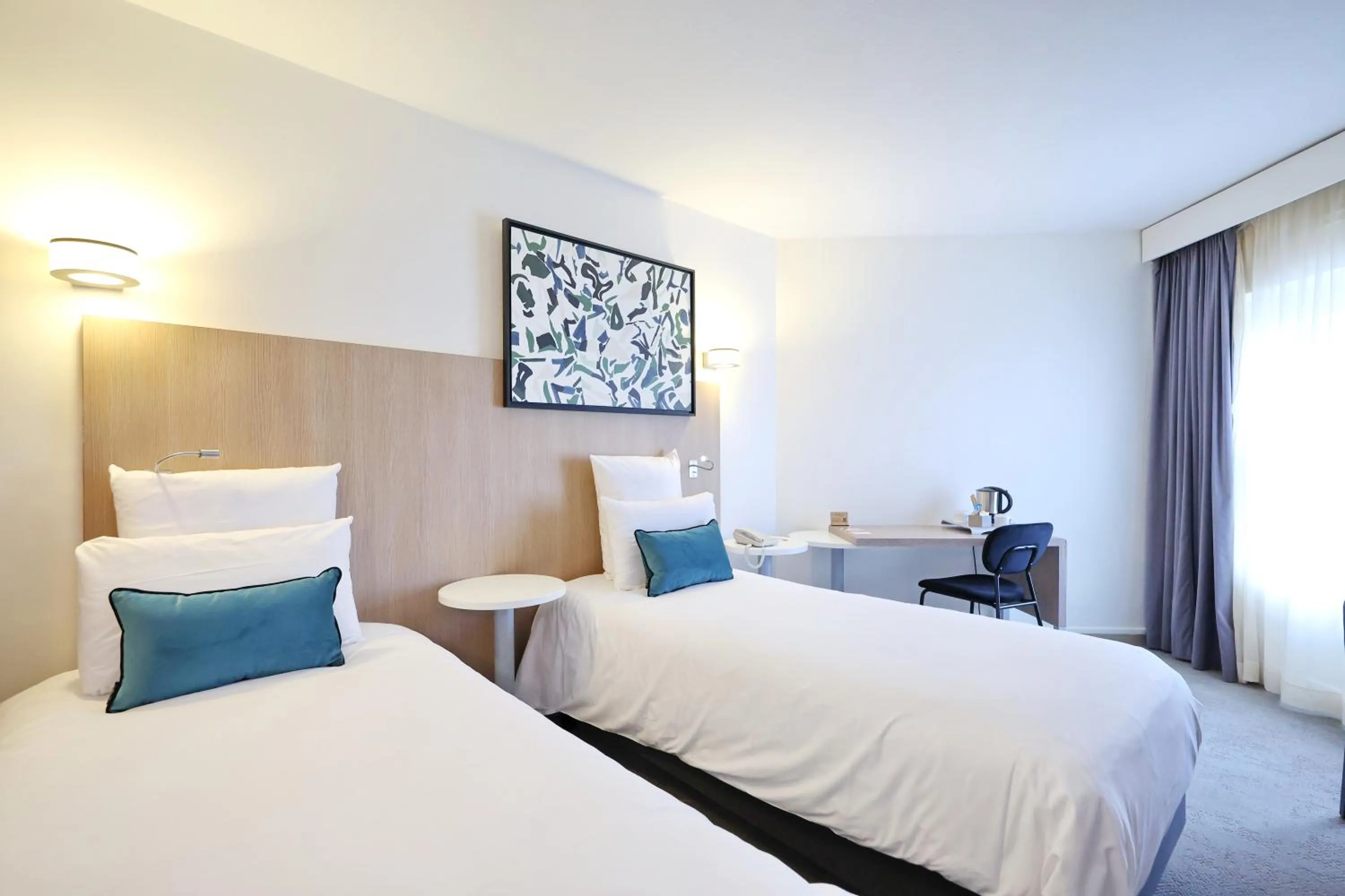 Bed in Mercure Grenoble Centre Porte des Alpes