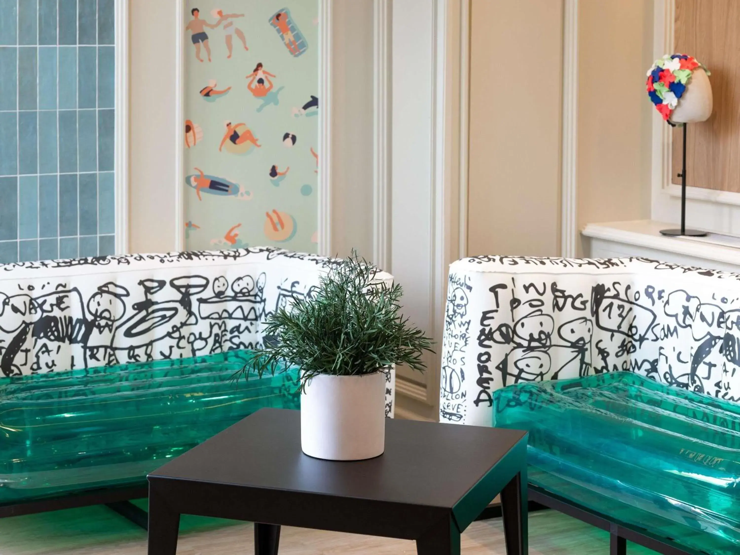 Property building in Mercure Grenoble Centre Porte des Alpes Property building in Mercure Grenoble Centre Porte des Alpes