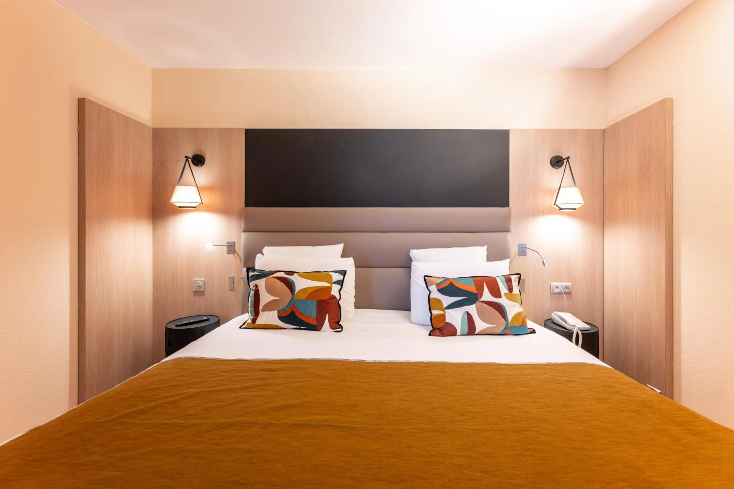 Bed in Mercure Grenoble Centre Porte des Alpes