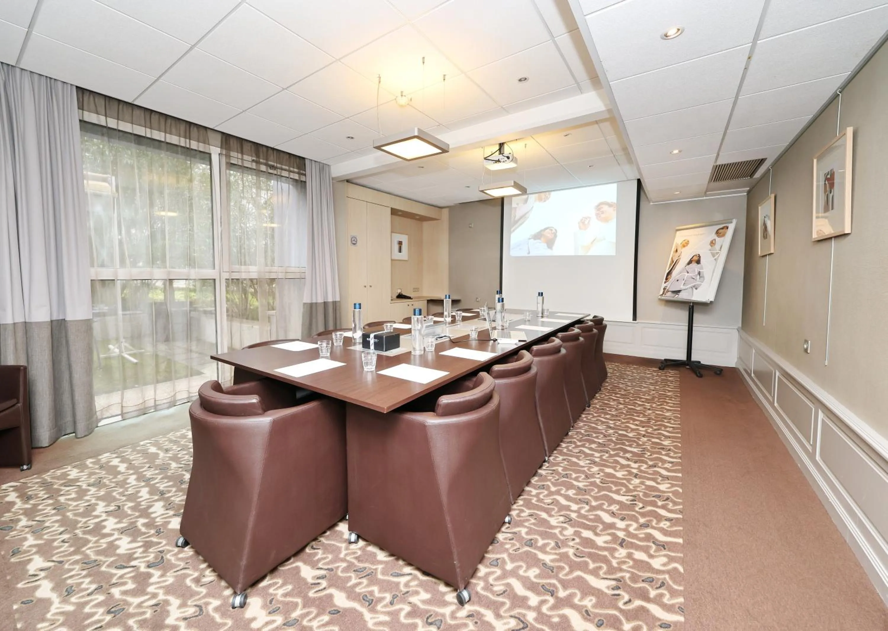 Living room in Mercure Grenoble Centre Porte des Alpes