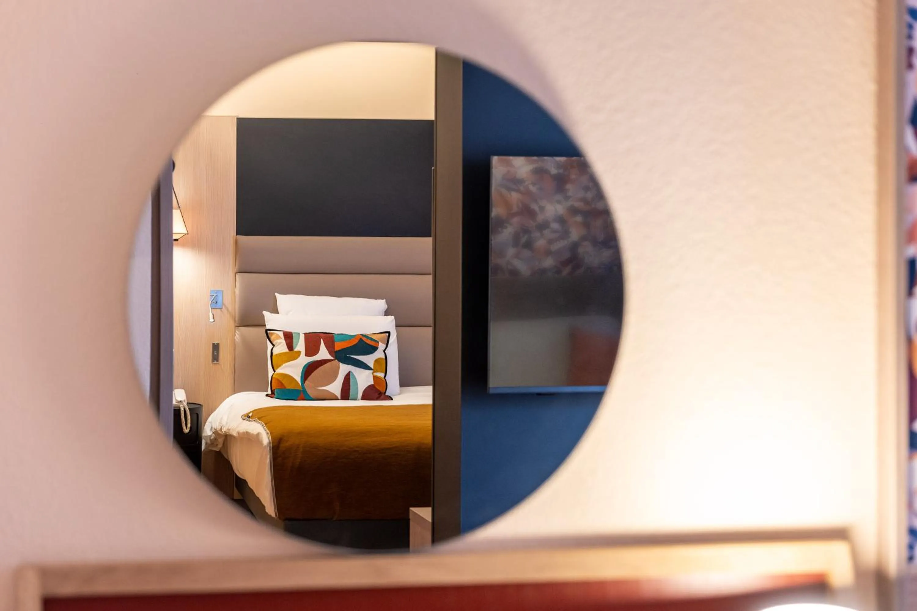 Bed in Mercure Grenoble Centre Porte des Alpes