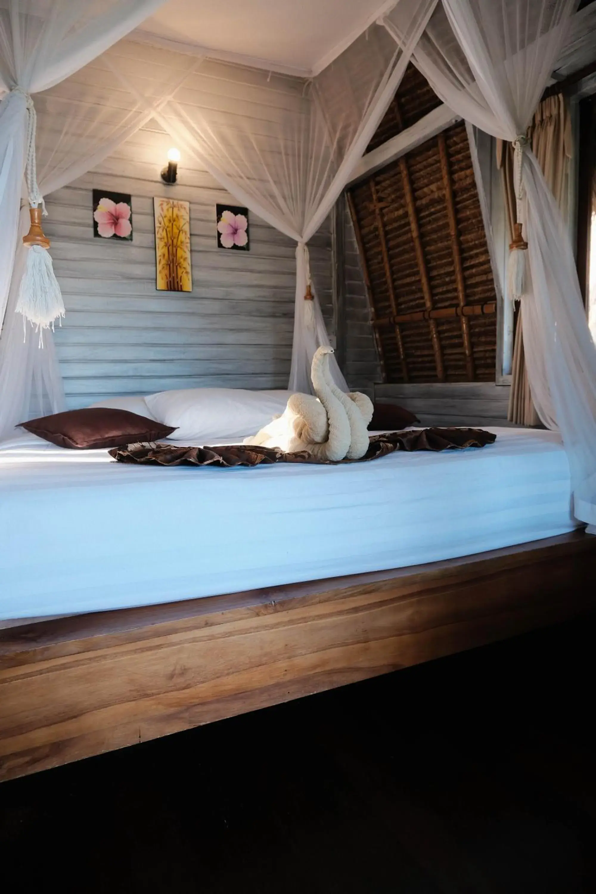 Bed in Abian Huts Dream Beach Lembongan Bed in Abian Huts Dream Beach Lembongan