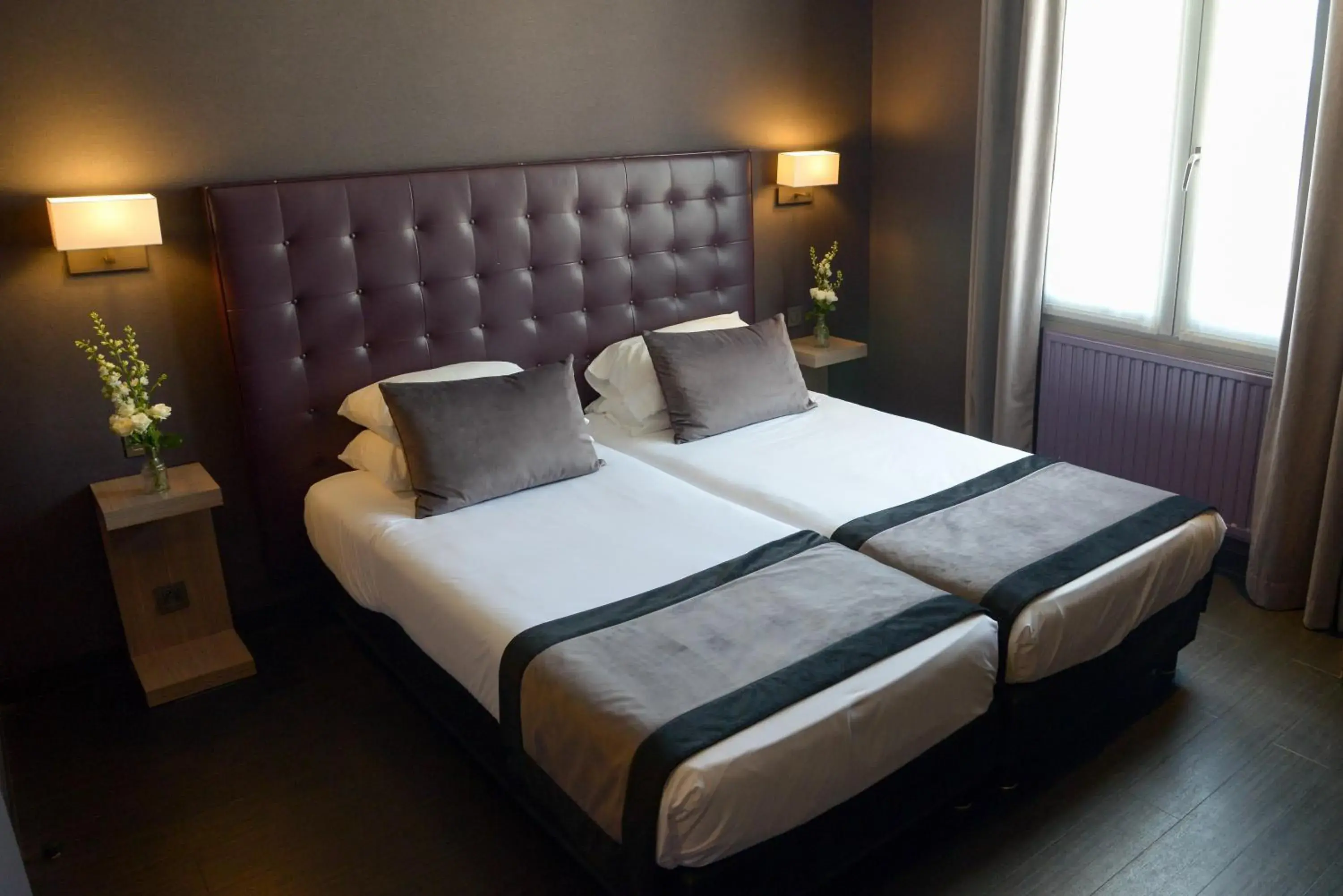 Bed in Hotel Saint-Charles