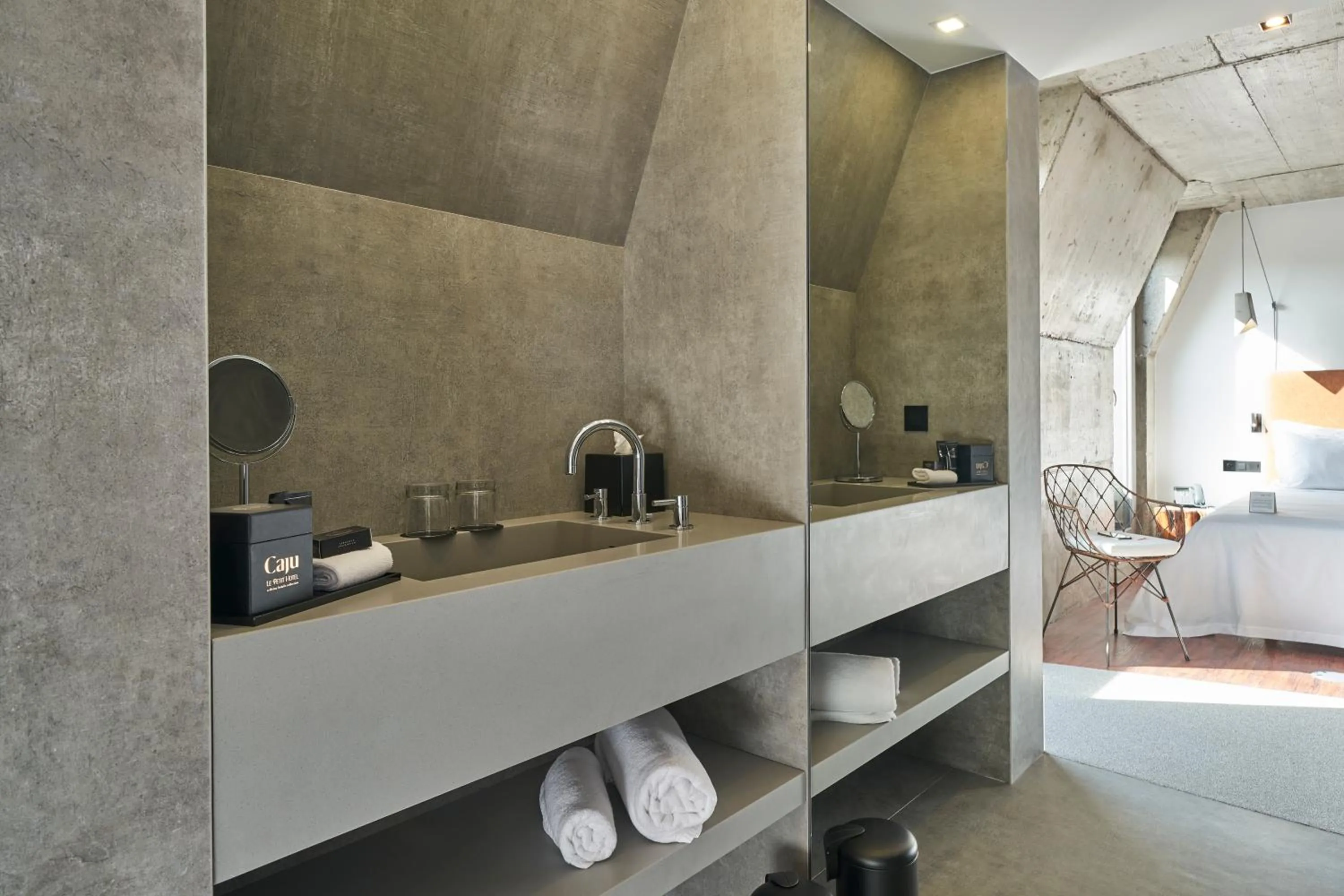 Bathroom, Bed in Hotel Cajú