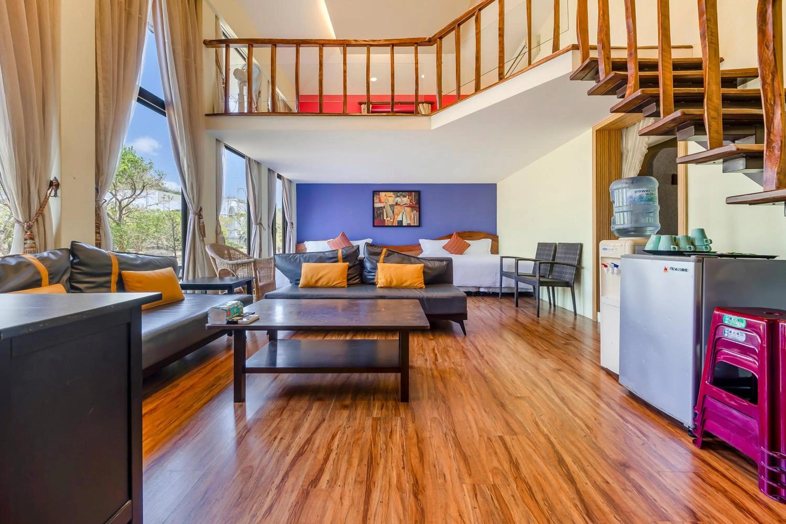 Seating area in Southern Sun Homestay North