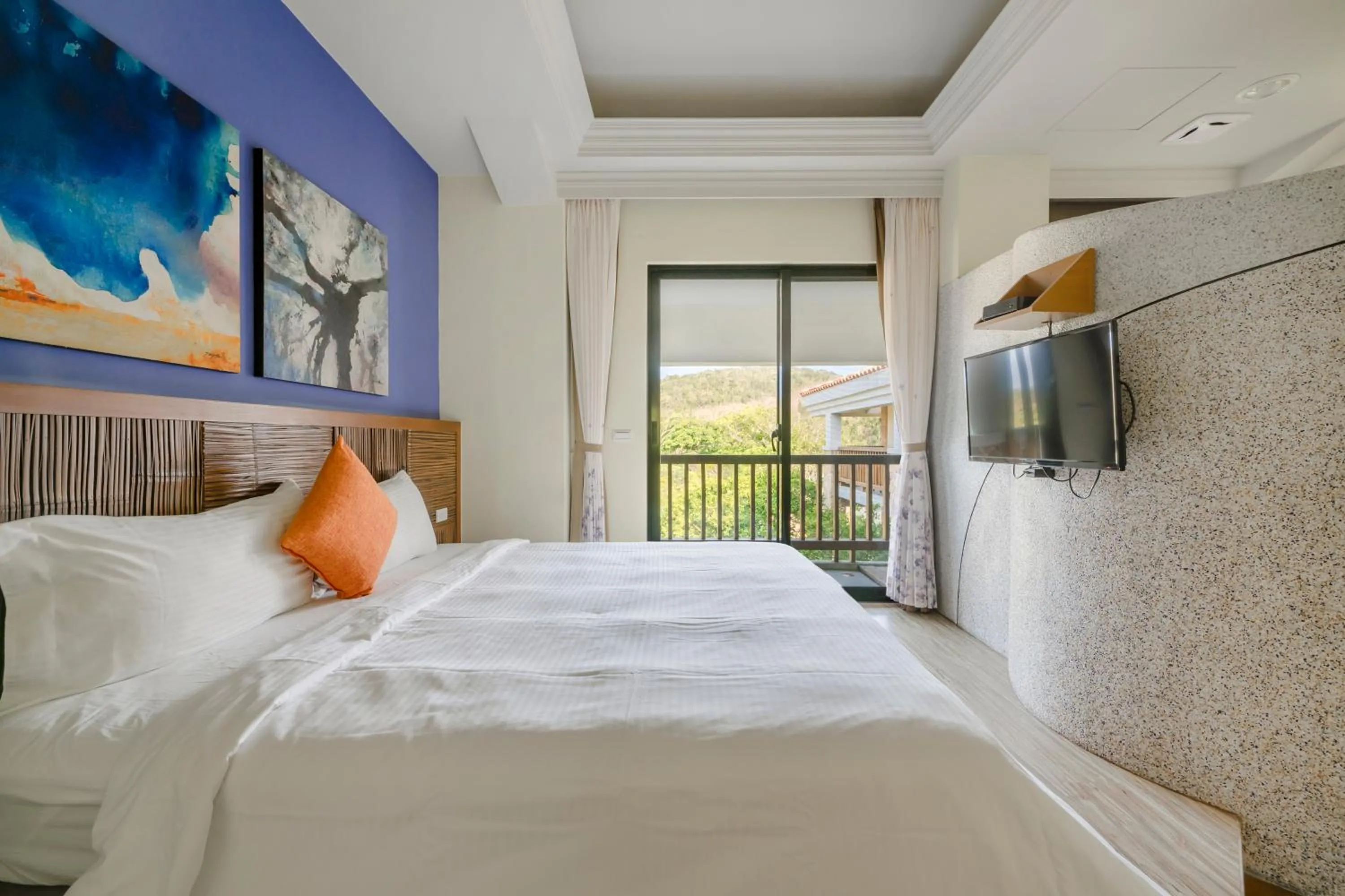 Photo of the whole room, Bed in Southern Sun Homestay North