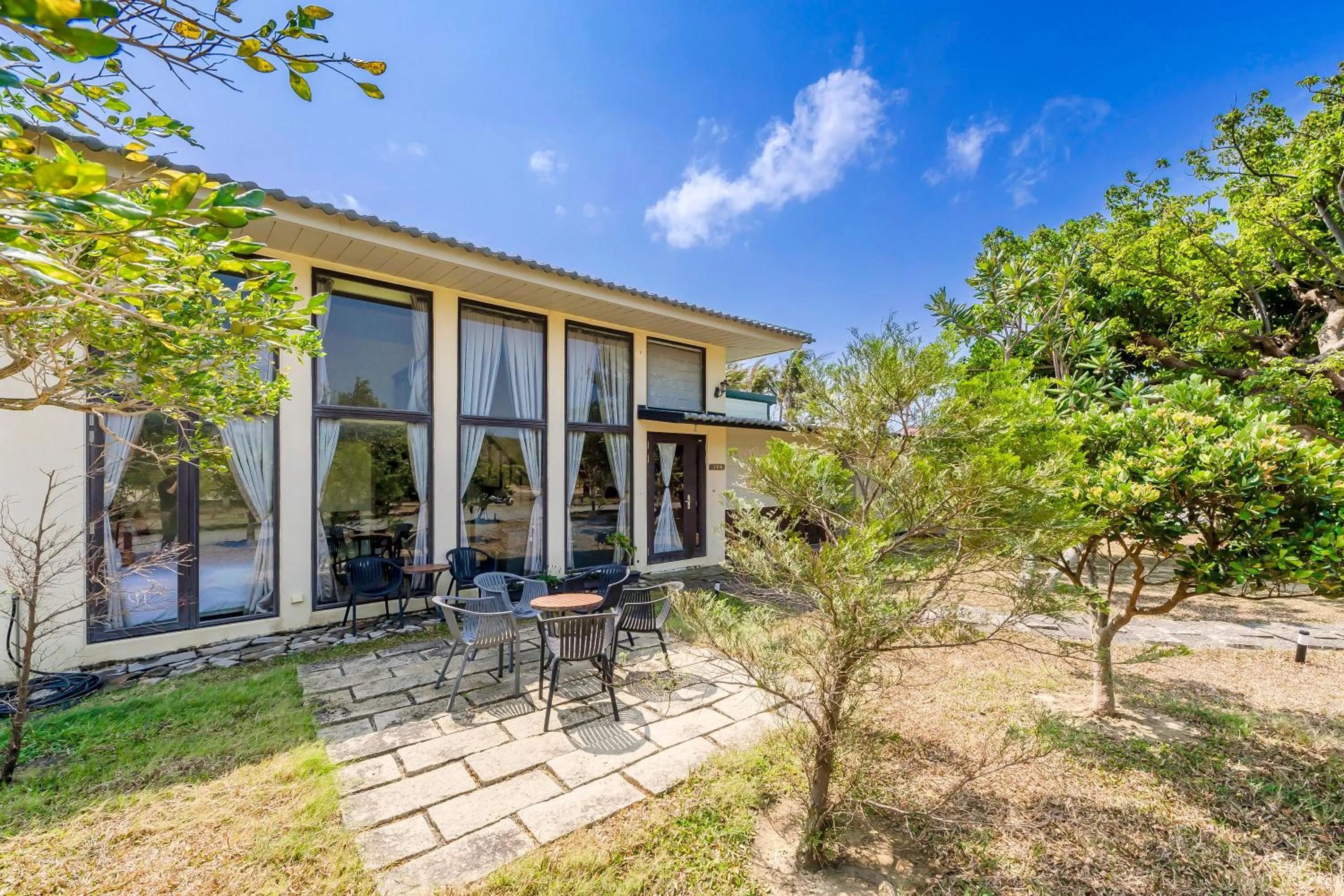 Property building in Southern Sun Homestay North