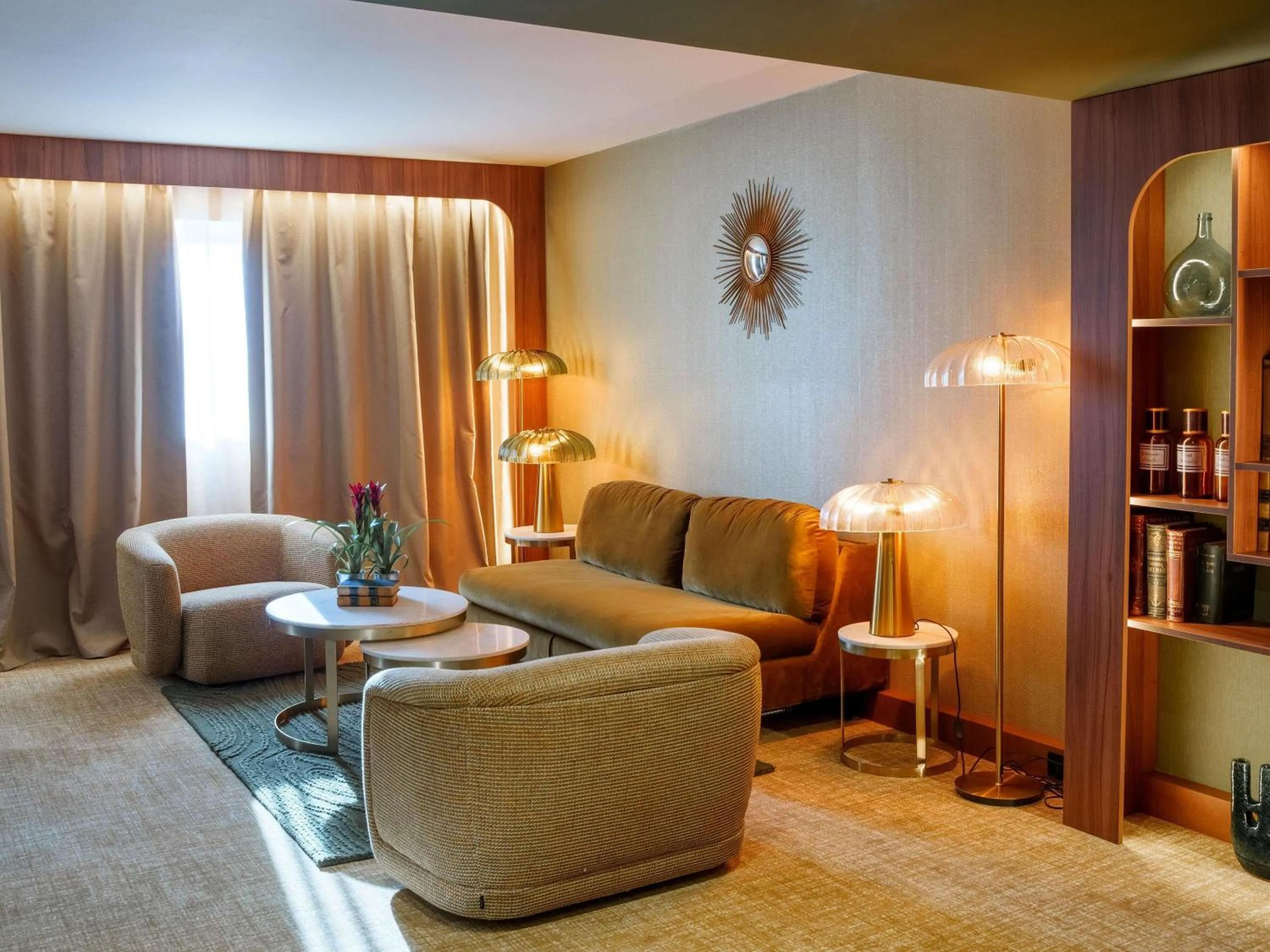 Bedroom in Novotel Avignon Nord