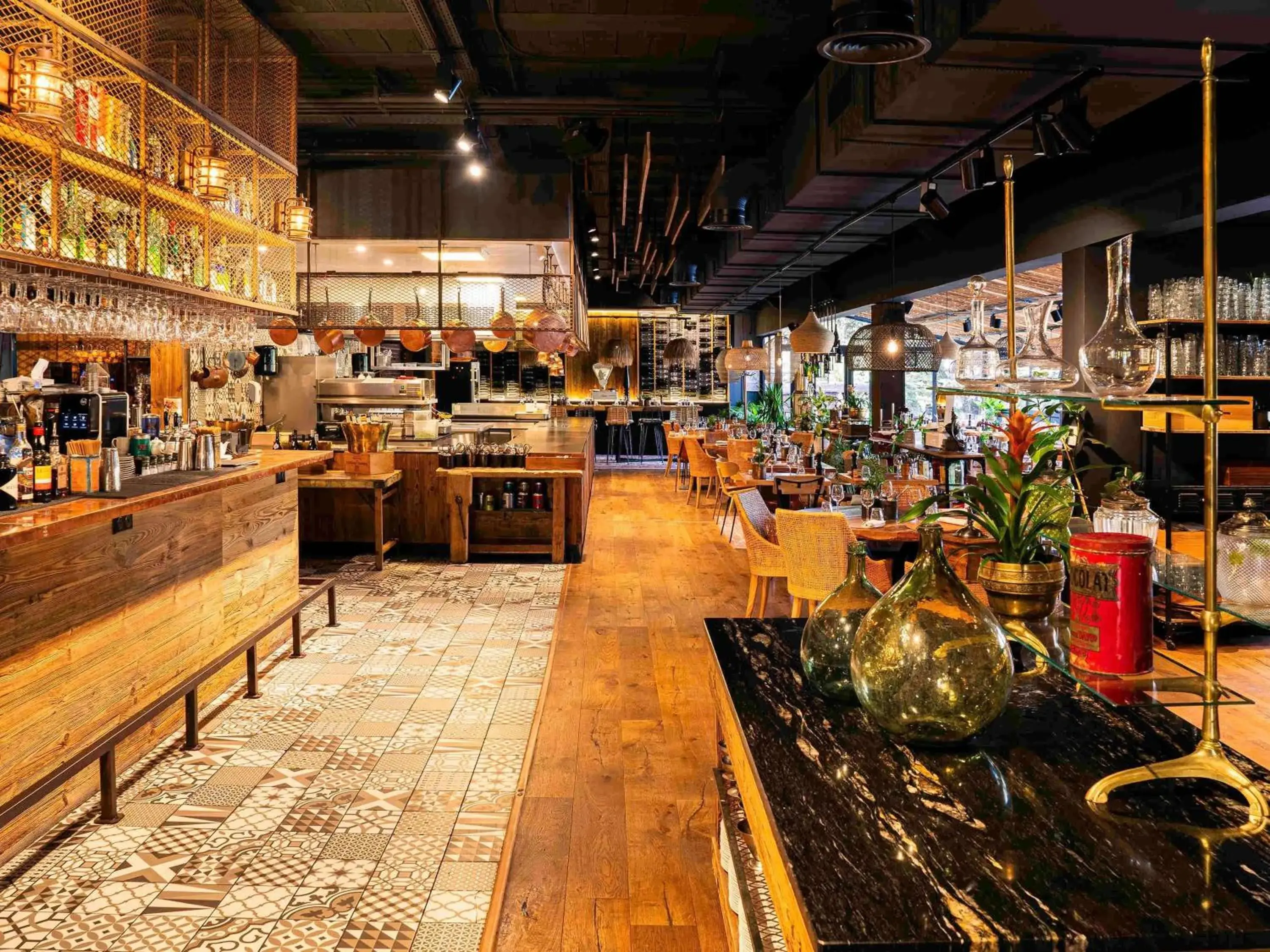 Restaurant/places to eat in Novotel Avignon Nord Restaurant/places to eat in Novotel Avignon Nord