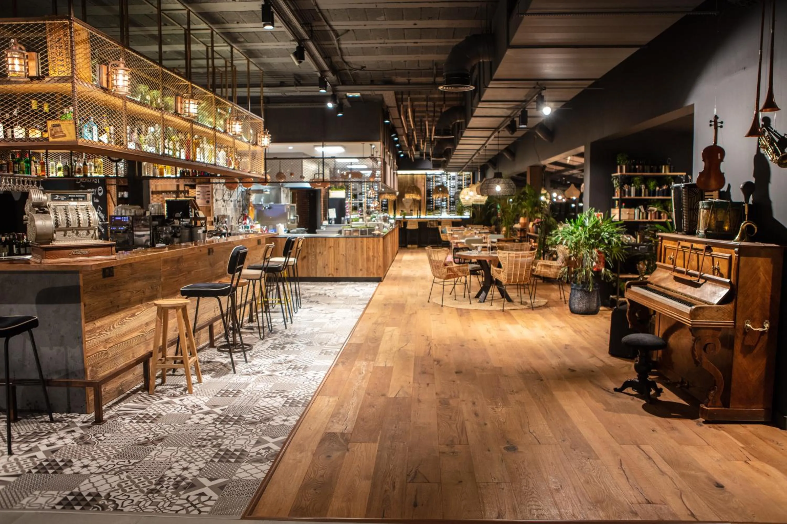 Restaurant/places to eat in Novotel Avignon Nord