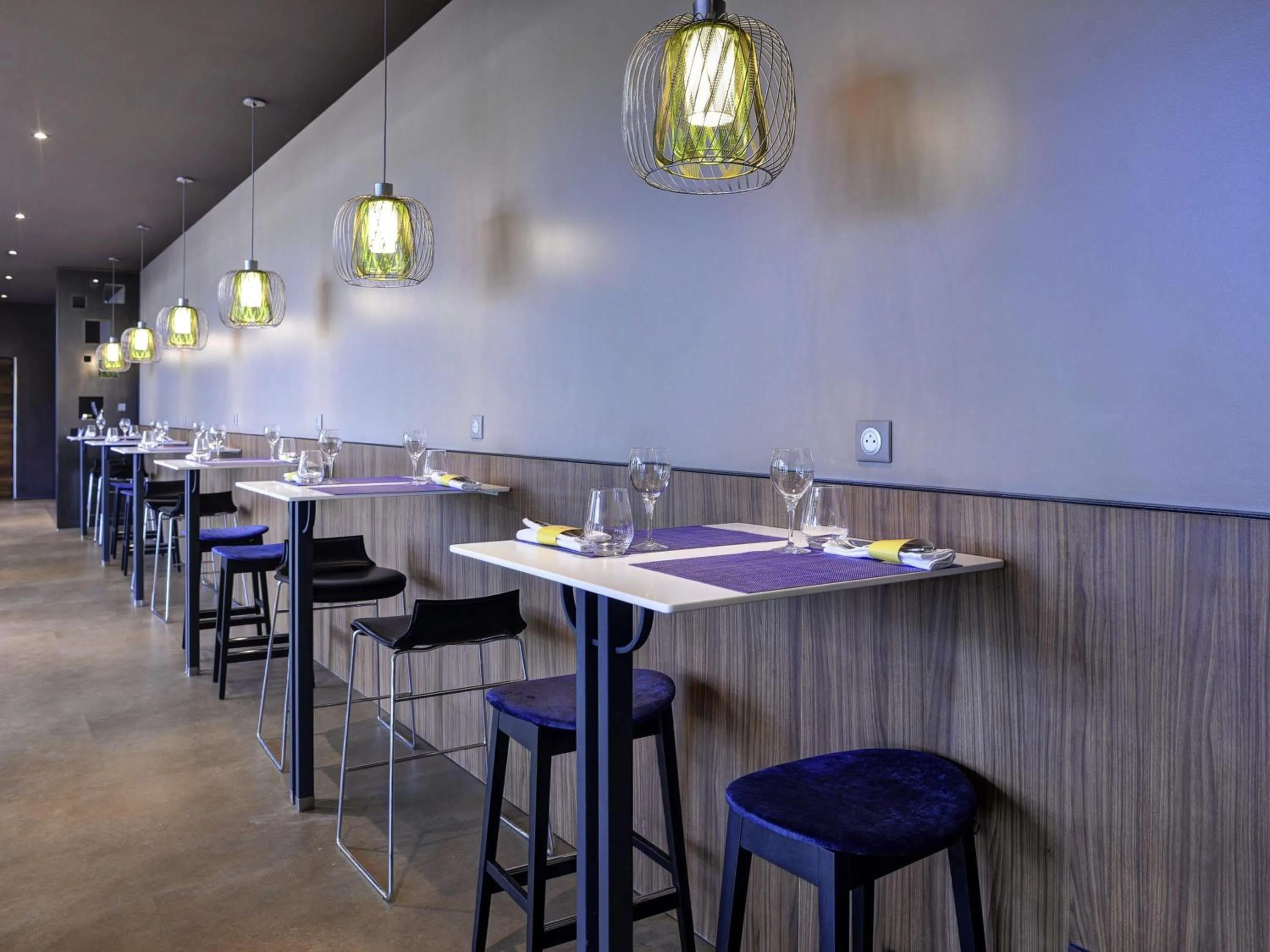 Restaurant/places to eat in Novotel Paris 14 Porte d'Orléans