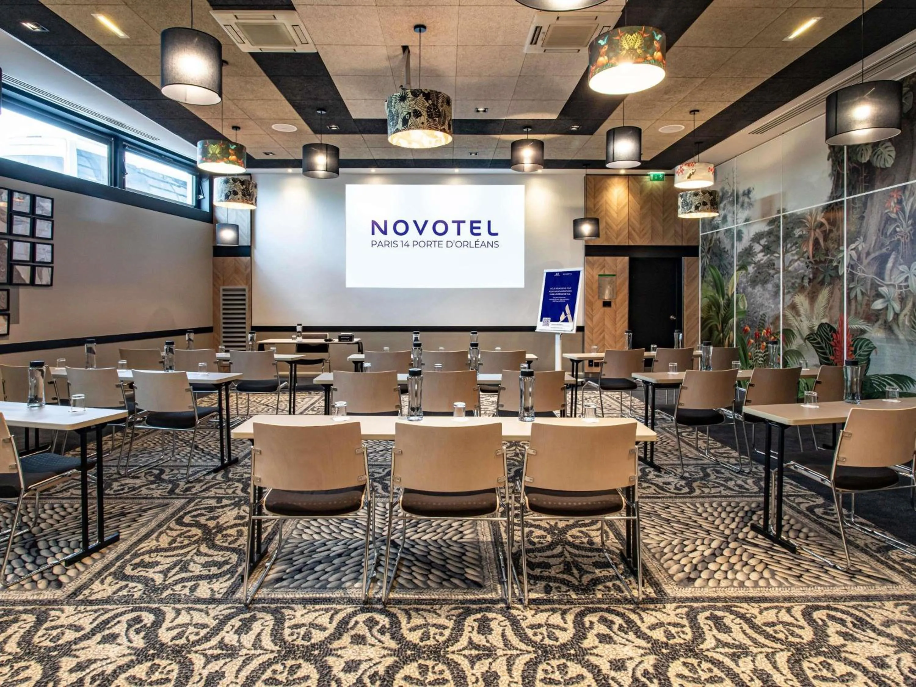 Meeting/conference room in Novotel Paris 14 Porte d'Orléans