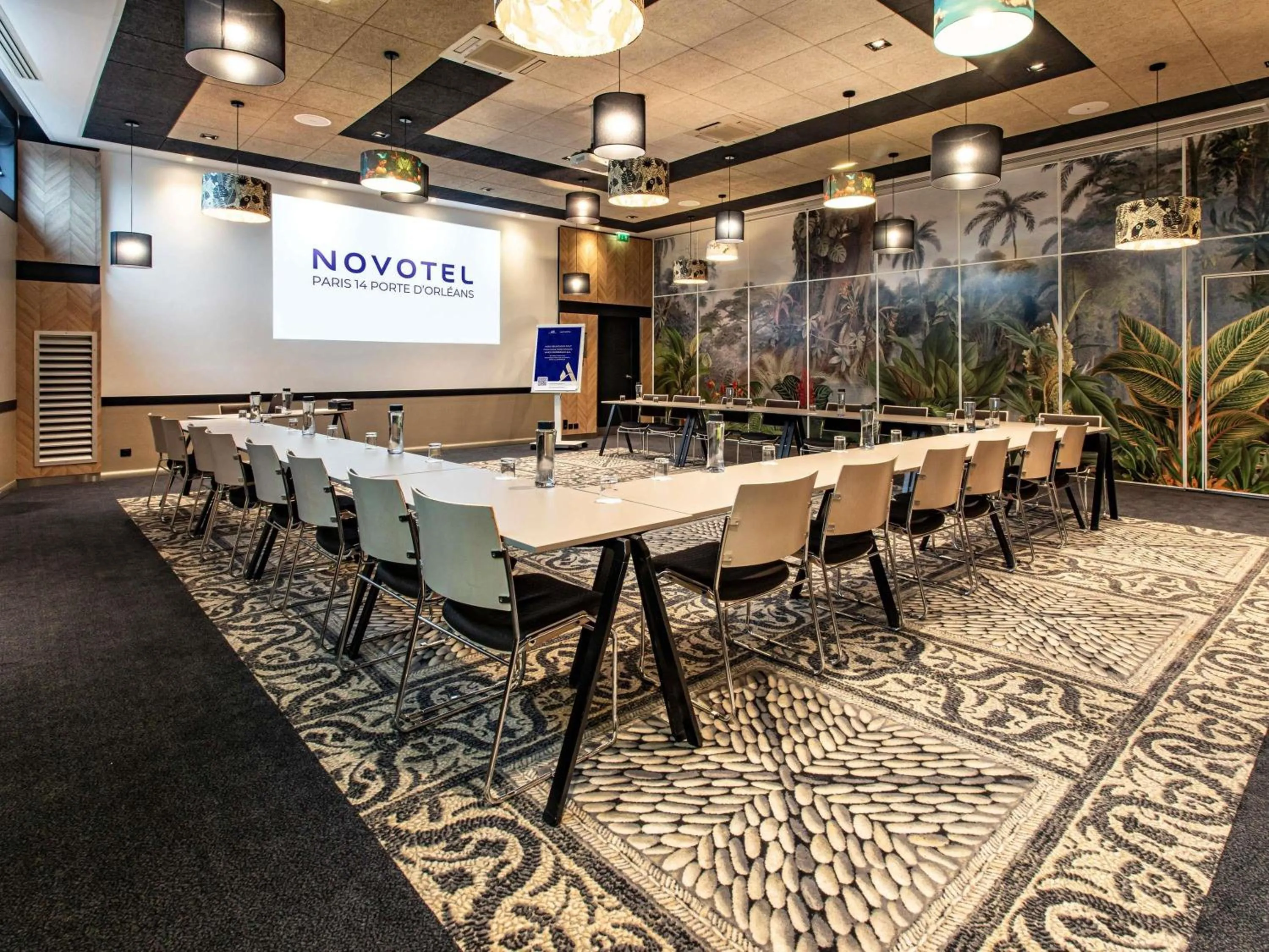 Meeting/conference room in Novotel Paris 14 Porte d'Orléans