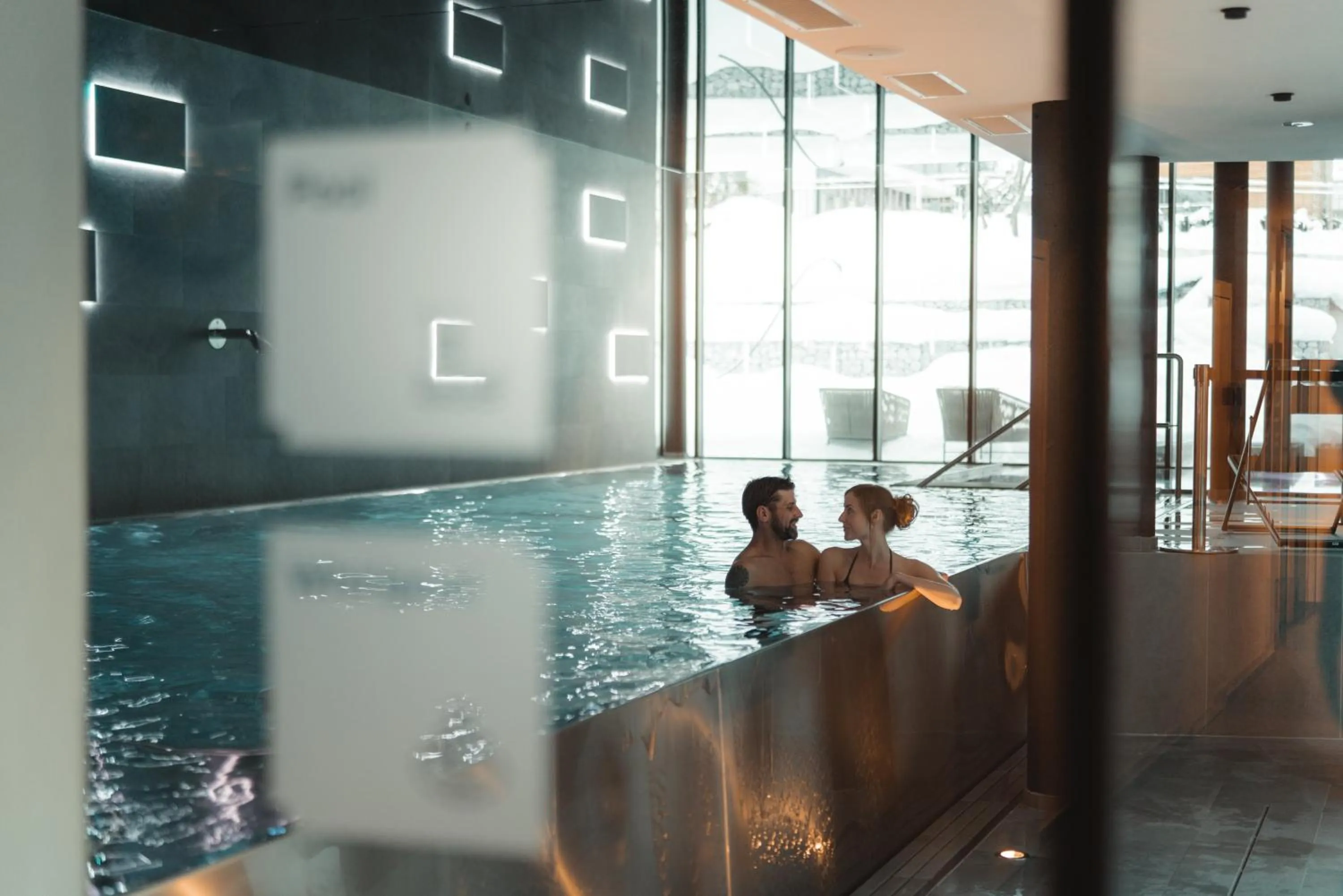 Pool view in Zermatt Budget Rooms