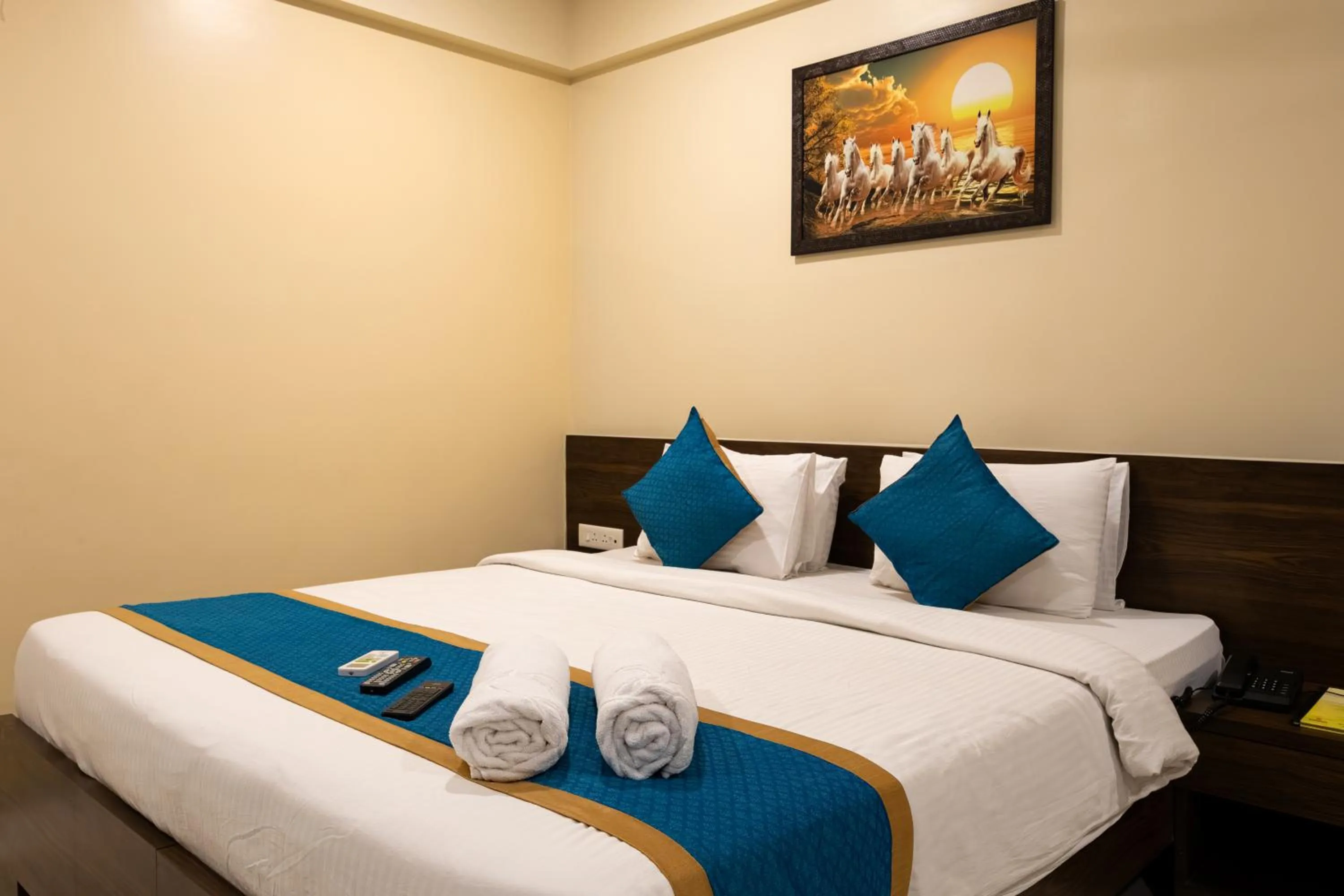 Bed in Kedari Residency