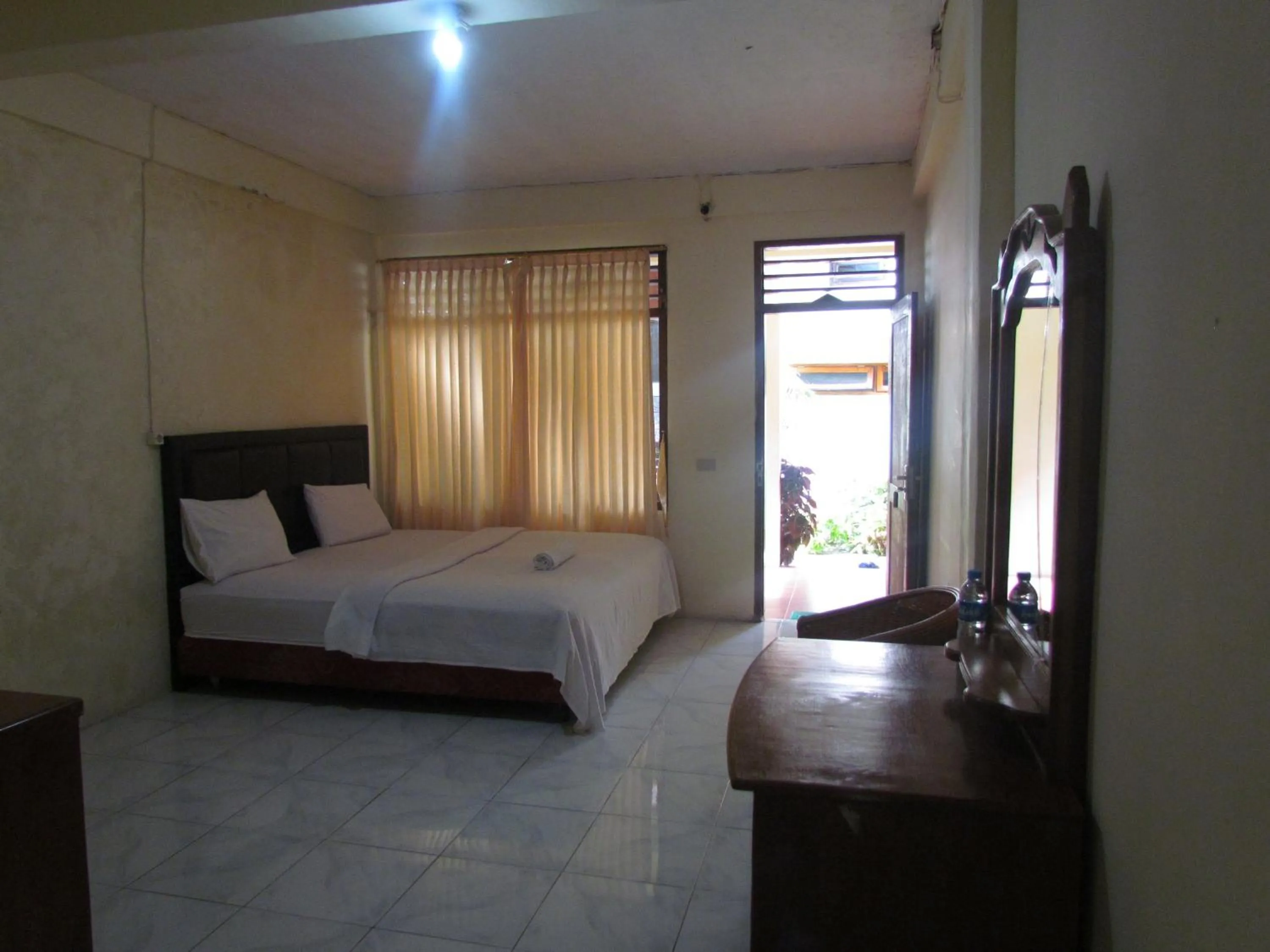 Bedroom, Bed in Lekjon Cottage