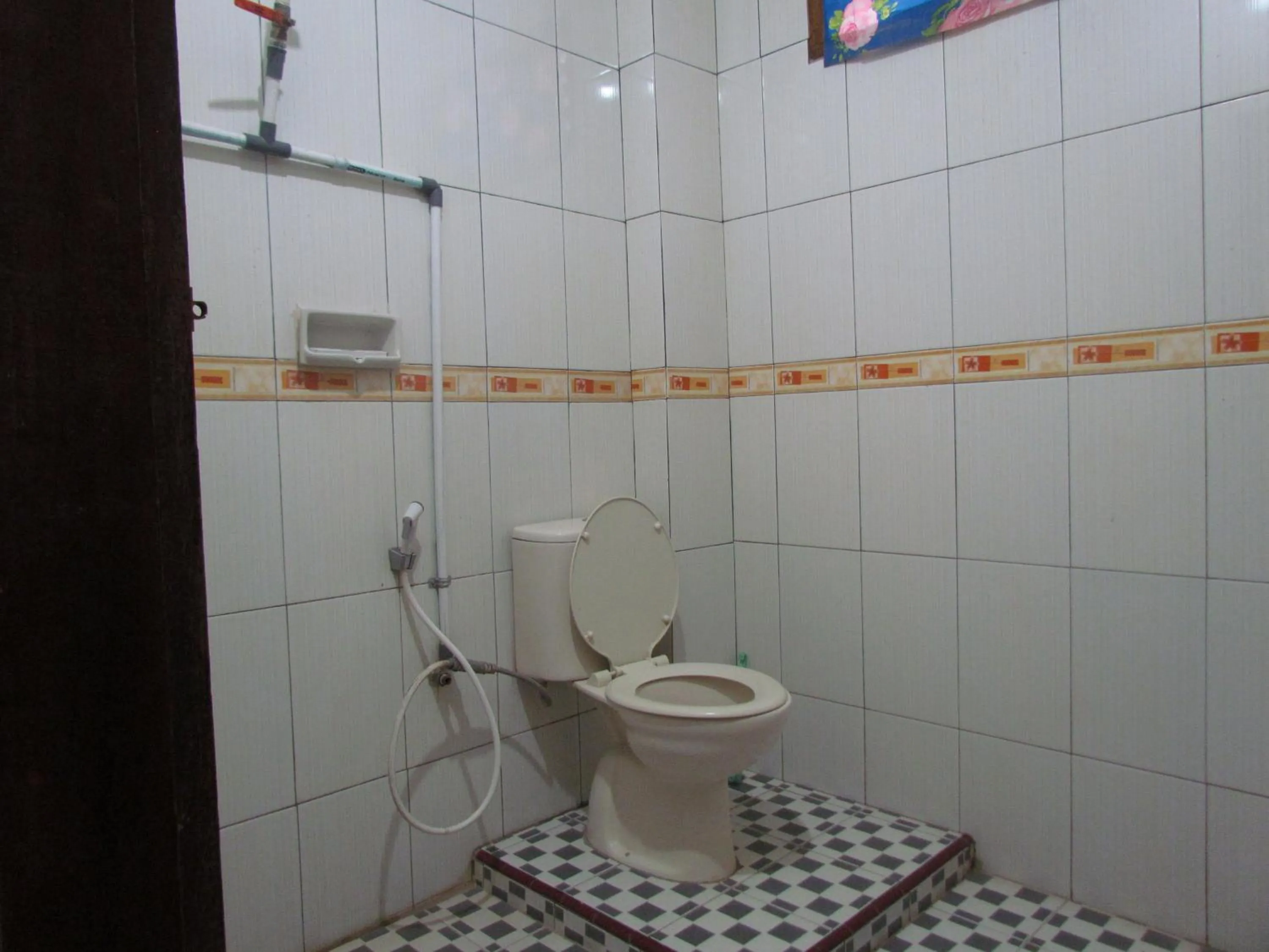 Bathroom in Lekjon Cottage