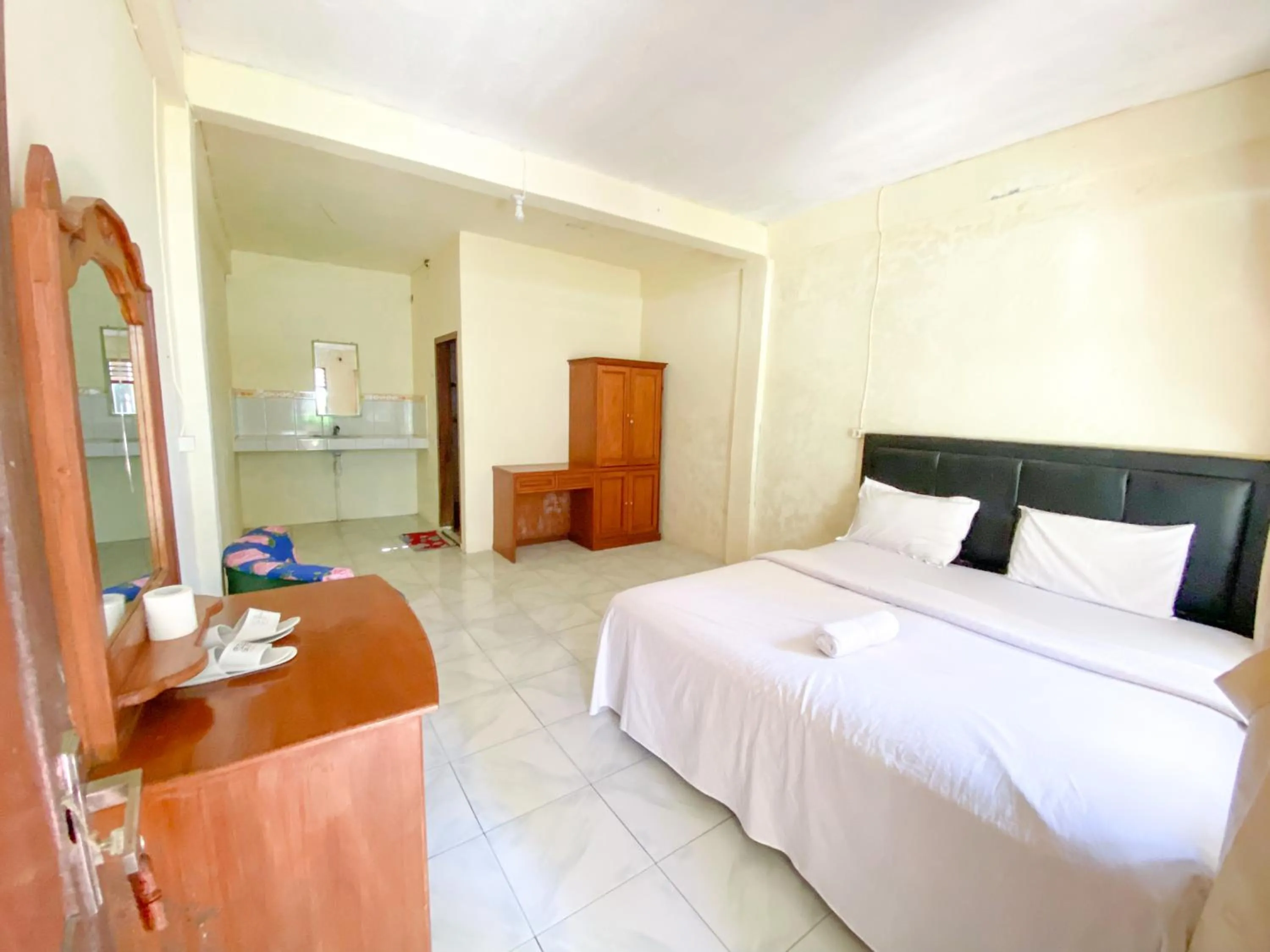 Bedroom, Bed in Lekjon Cottage