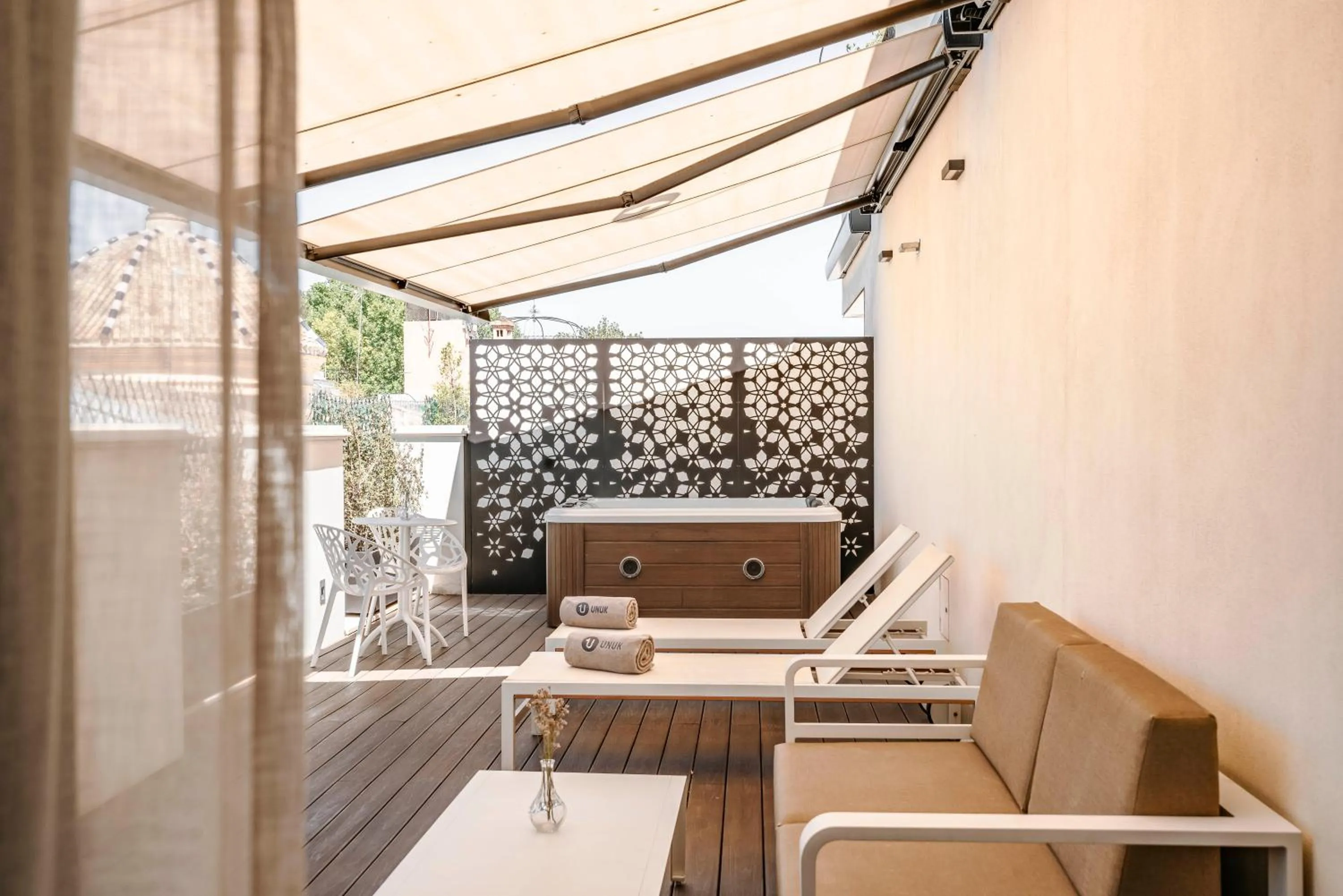 Hot Tub in Vincci Selección Unuk 5 GL