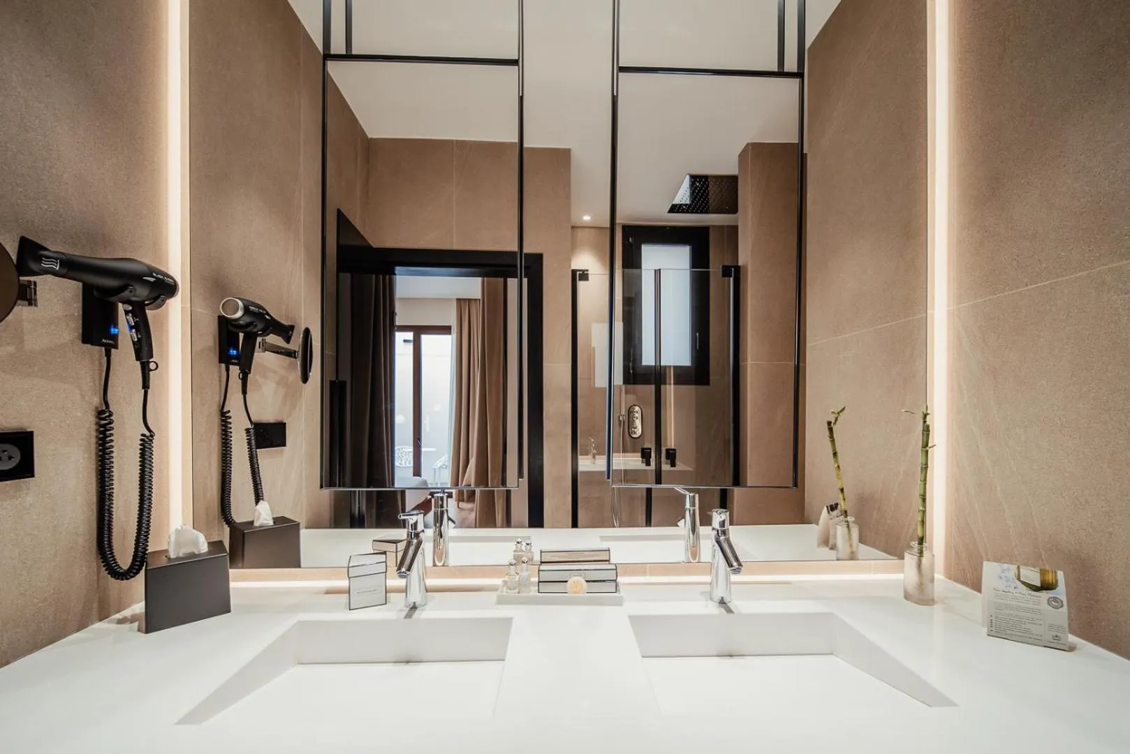 Toilet in Vincci Selección Unuk 5 GL