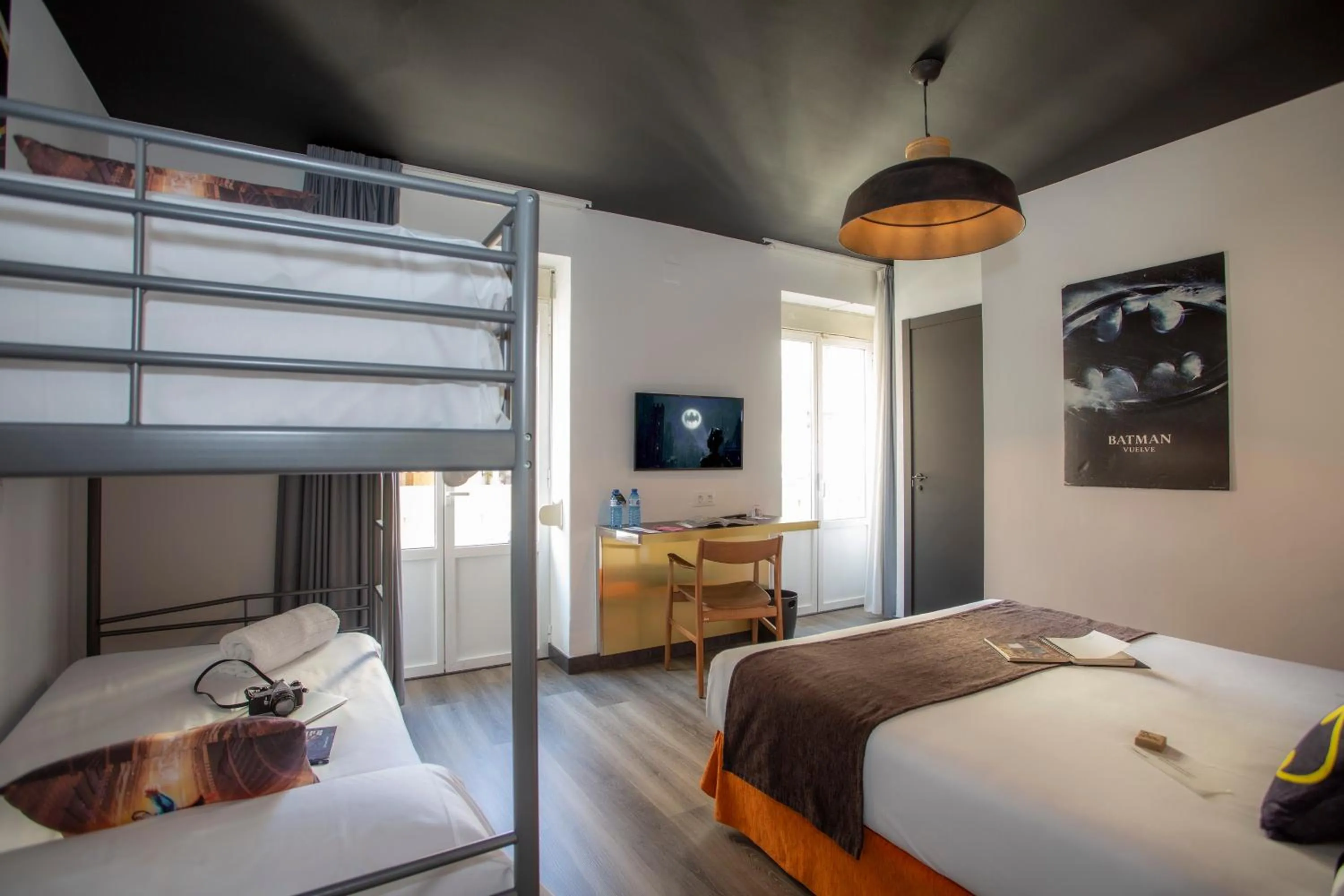 Bedroom, Bed in Casual del Cine Valencia