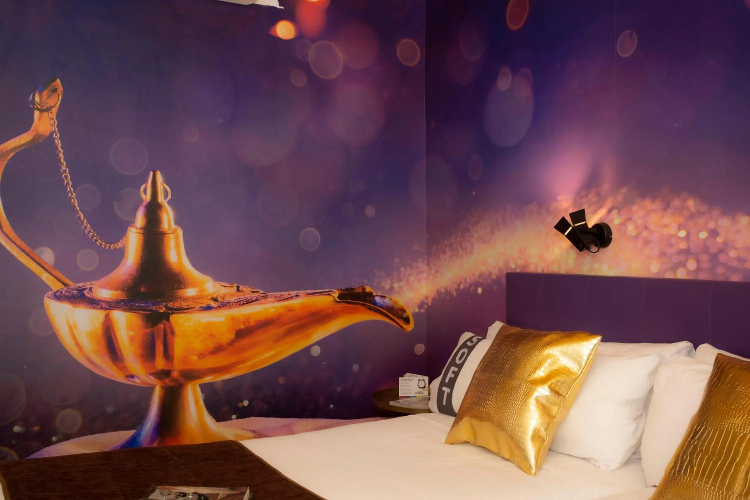 Bedroom in Casual del Cine Valencia