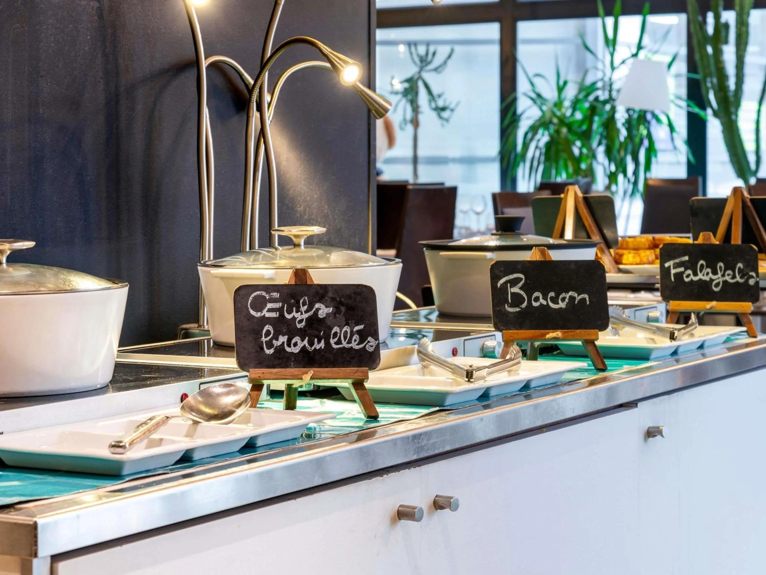 Breakfast in Novotel Grenoble Centre