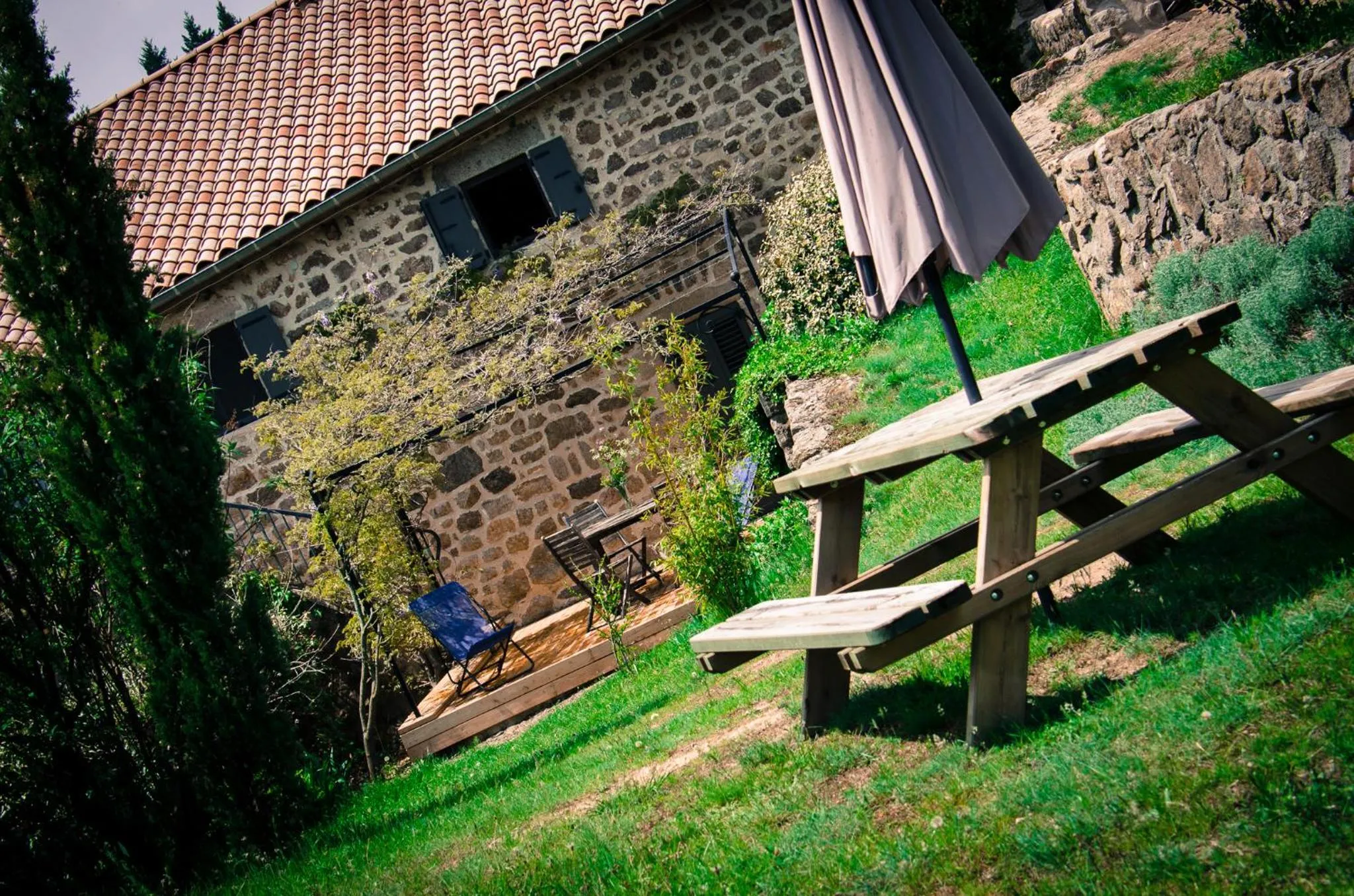 BBQ facilities in Le Petit Rias Gîte Soleil