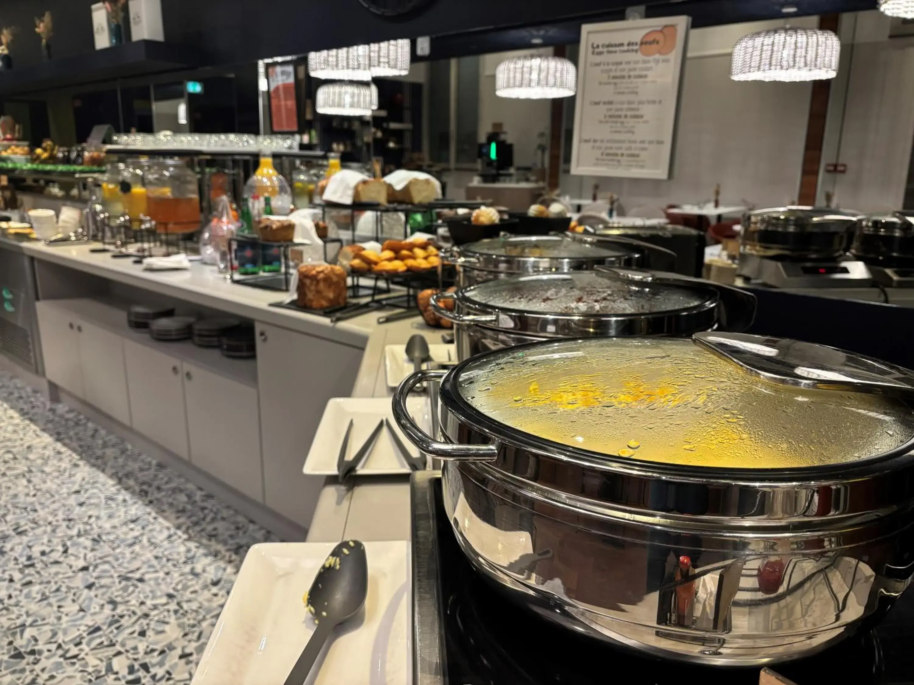 Breakfast in Mercure Nantes Centre Grand Hotel Breakfast in Mercure Nantes Centre Grand Hotel