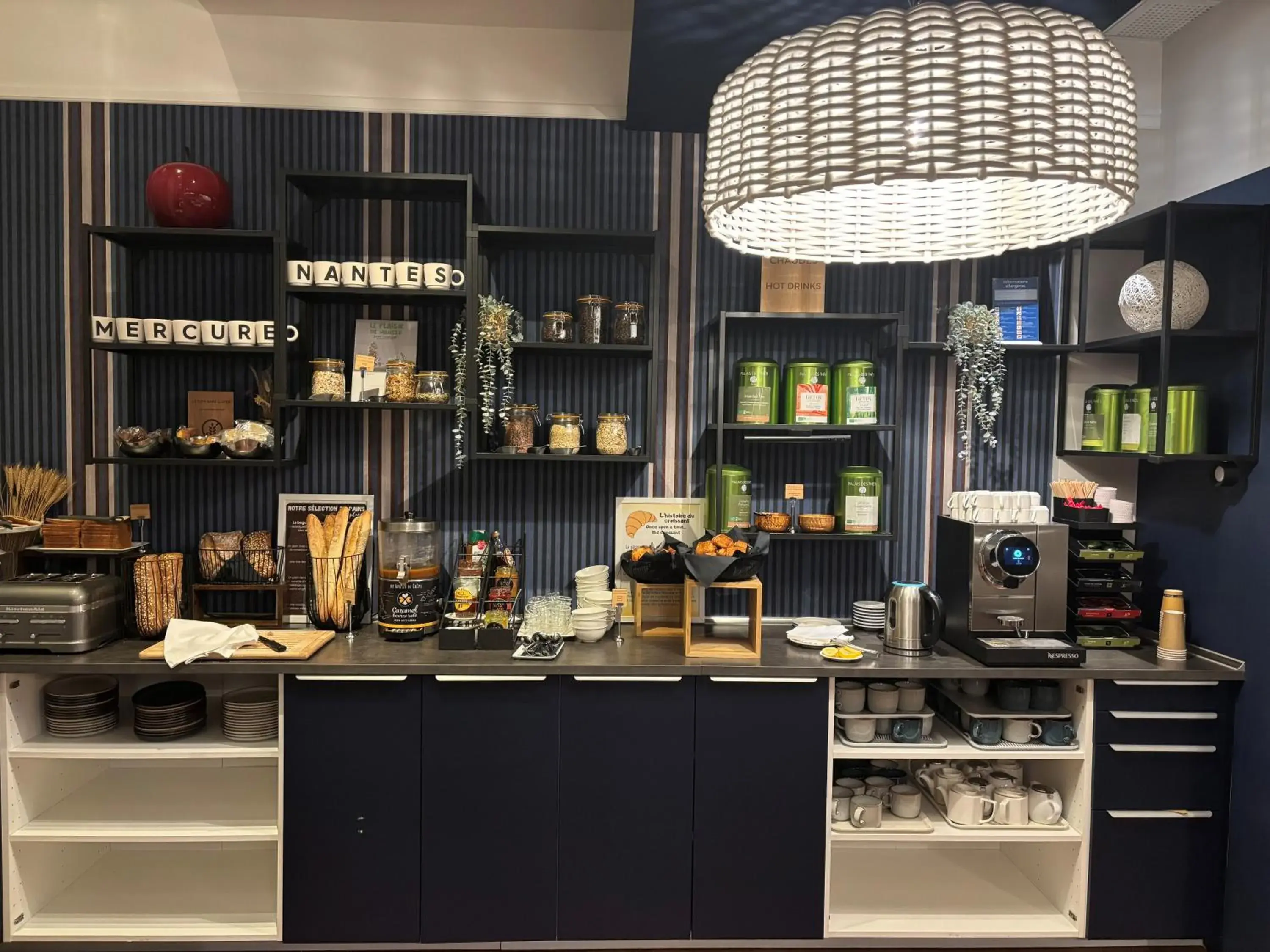 Breakfast in Mercure Nantes Centre Grand Hotel Breakfast in Mercure Nantes Centre Grand Hotel