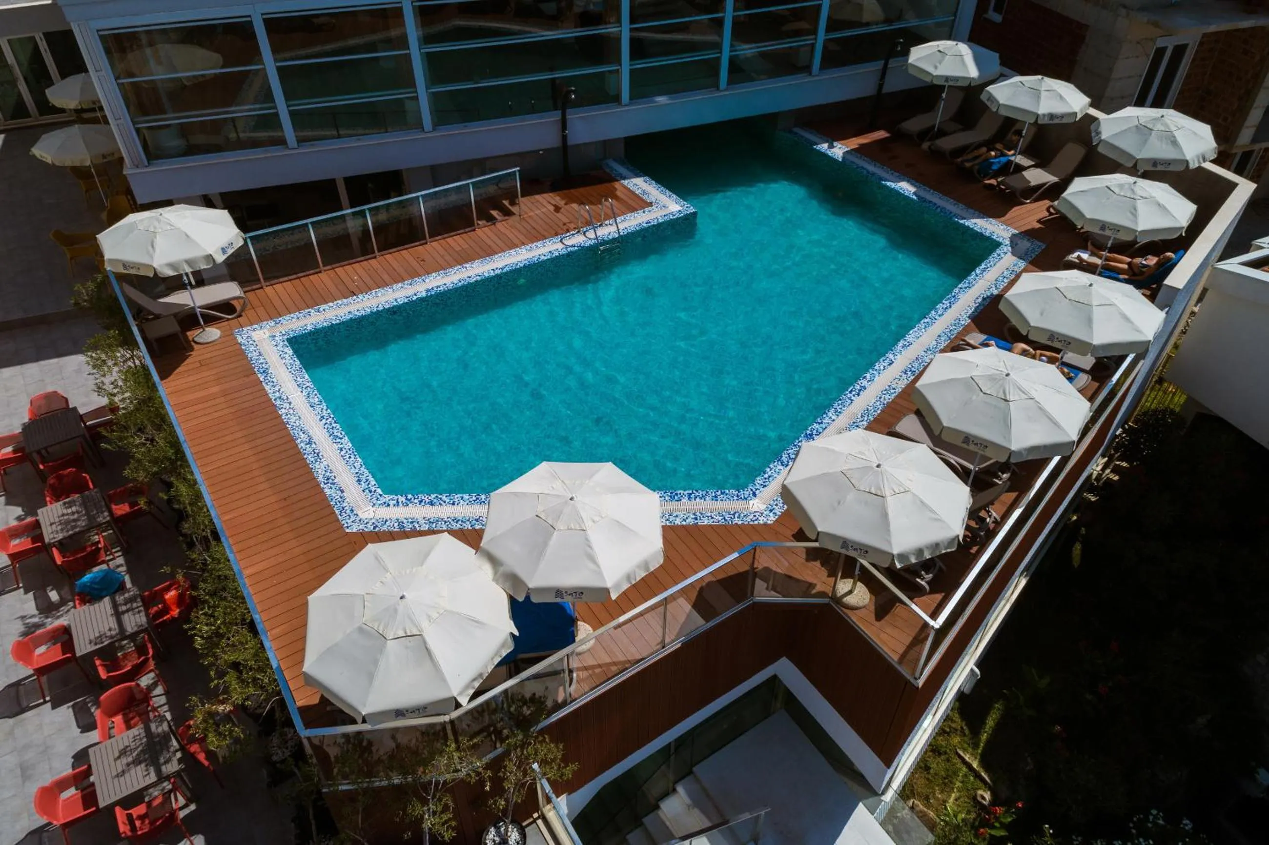 Swimming pool in Hotel Sato Conference & SPA Resort