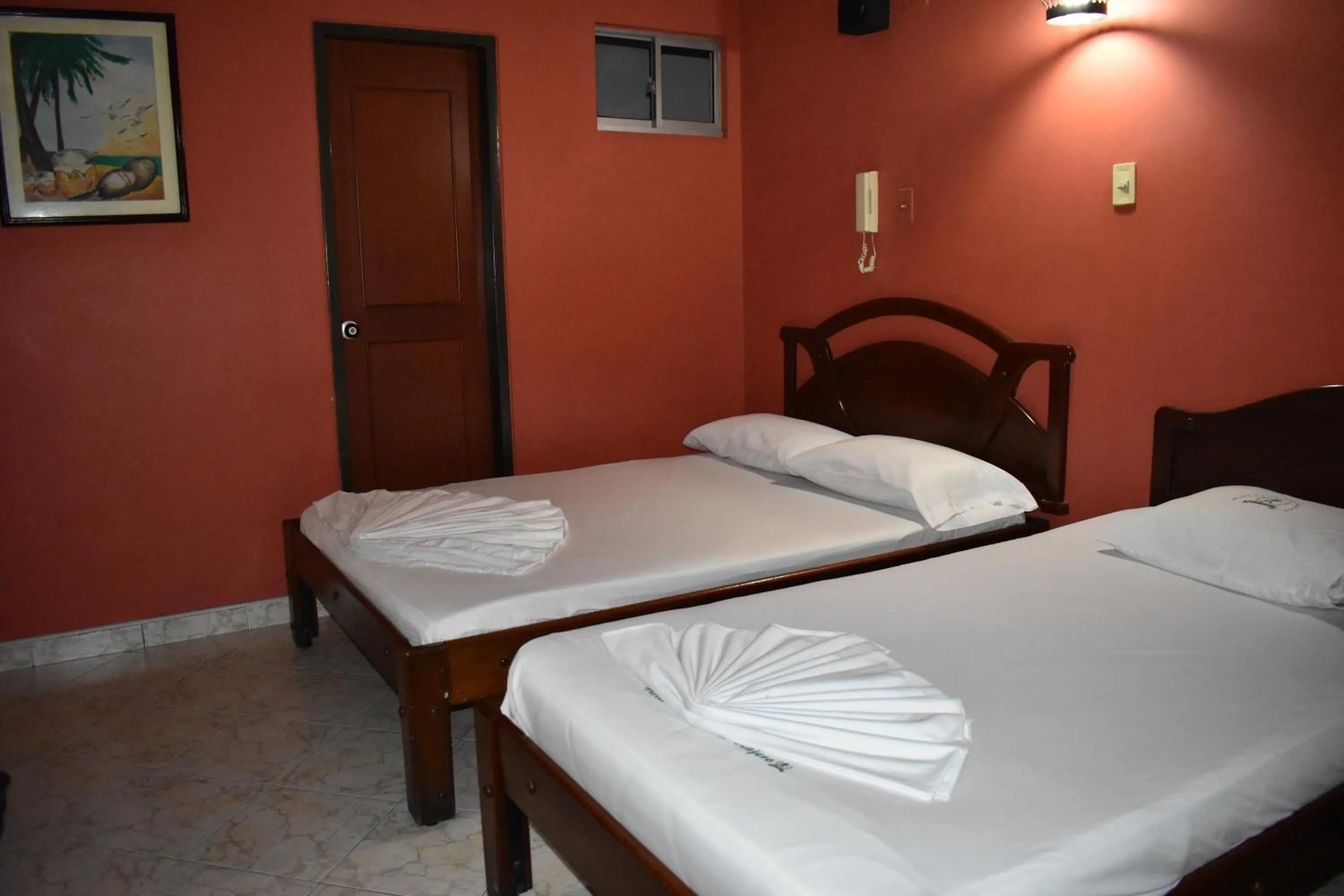 Photo of the whole room, Bed in LA POSADA DEL VIAJERO