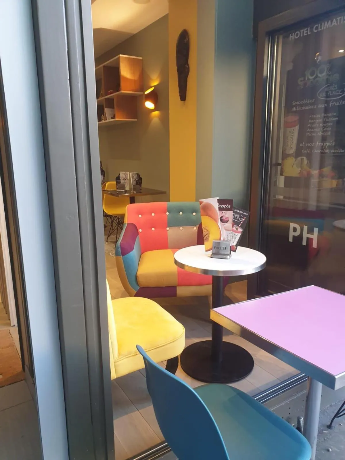 Panam Hotel PARIS GAMBETTA- Place Gambetta-Mairie du 20 emme