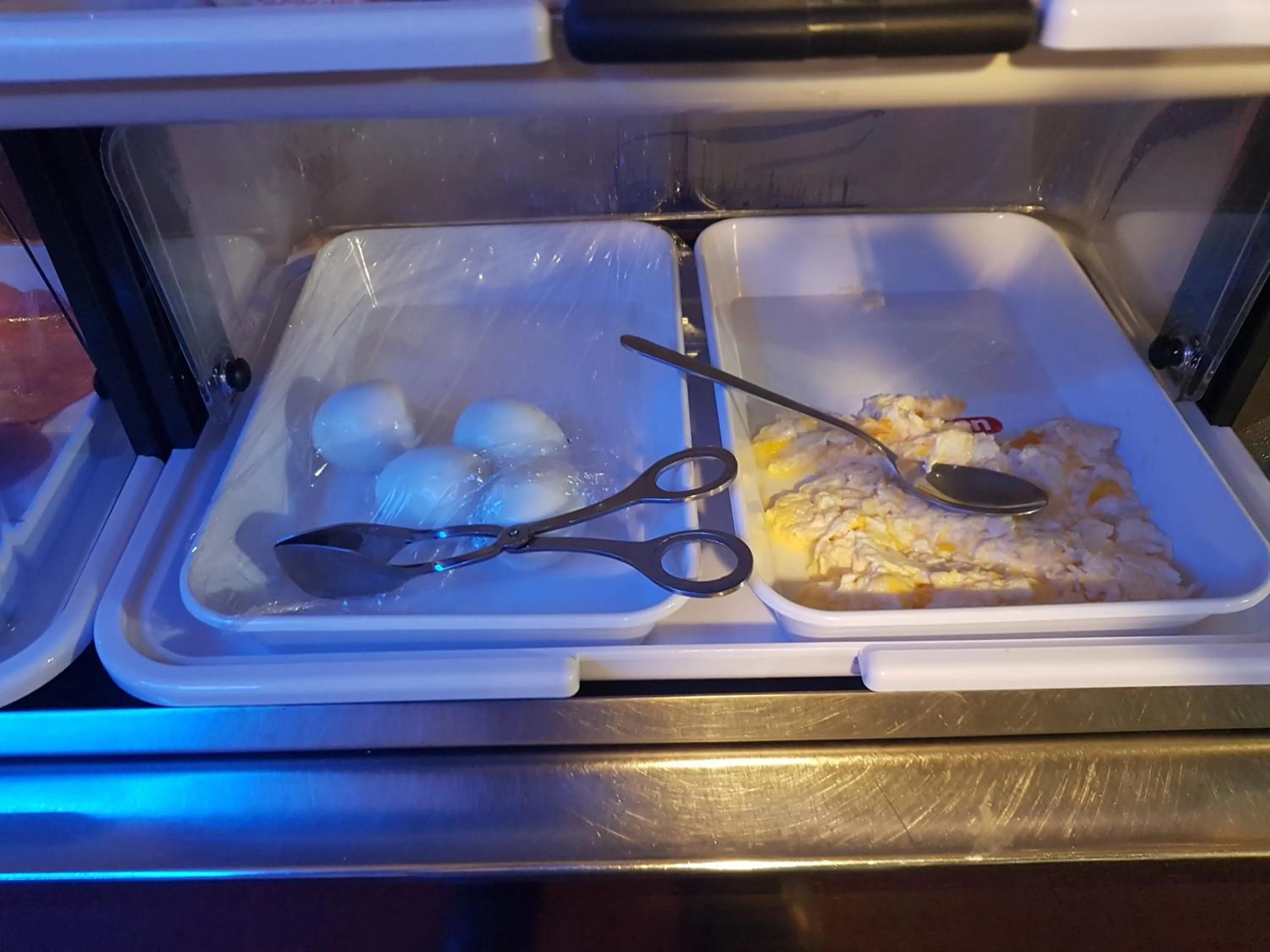 Breakfast in Panam Hotel PARIS GAMBETTA- Place Gambetta-Mairie du 20 emme